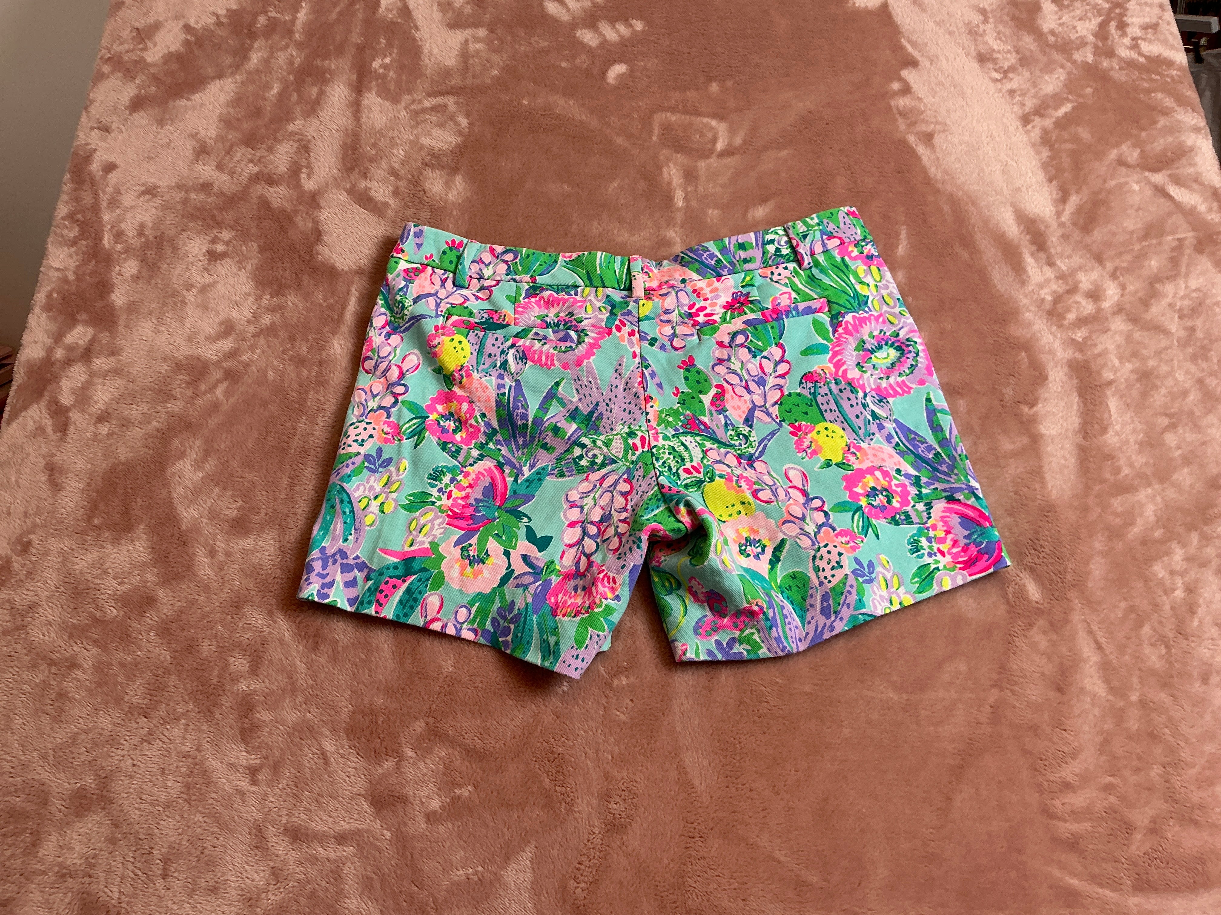 Lilly Pulitzer Short - Size 12