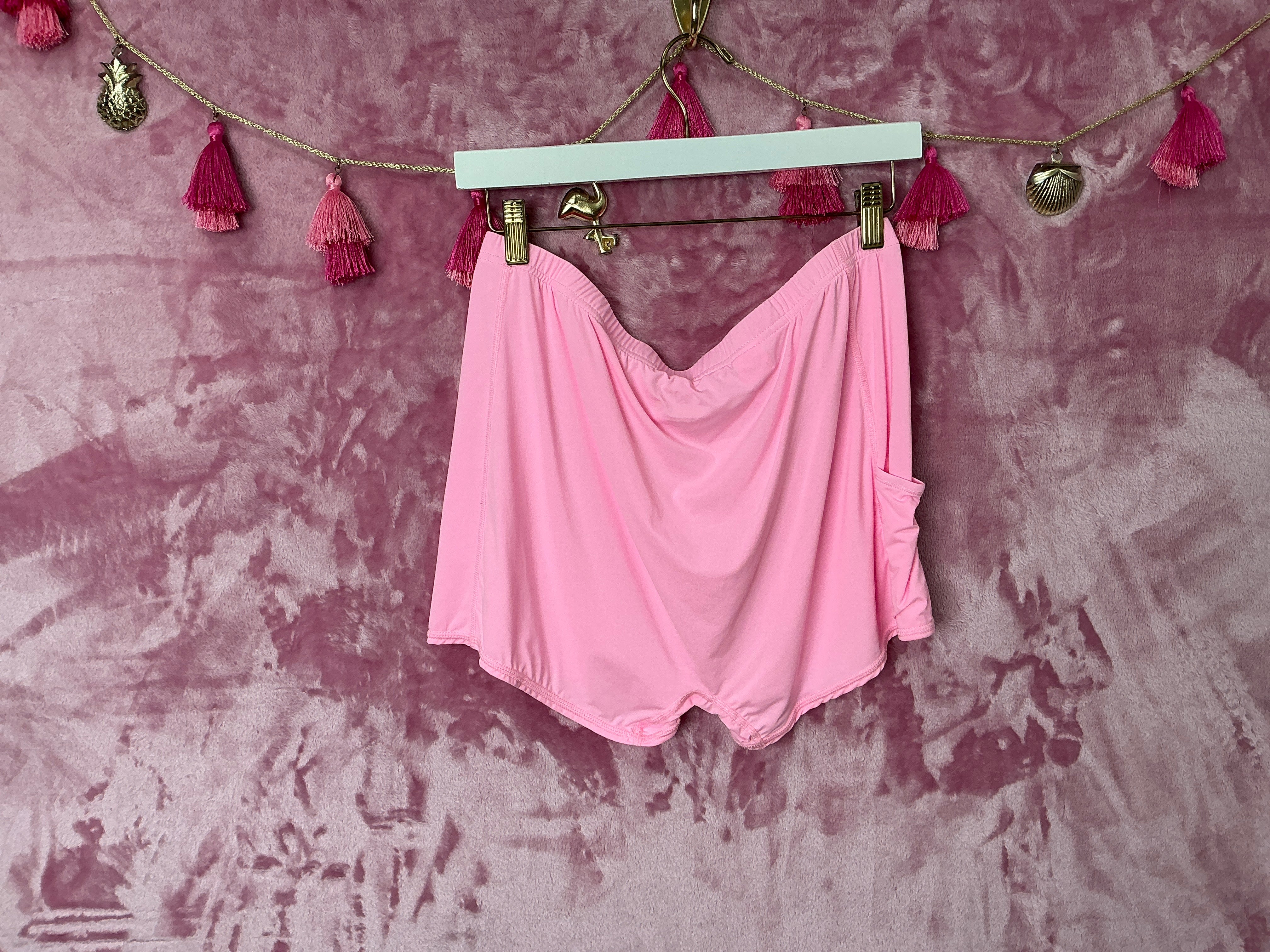 Lilly Pulitzer Shorts - Size XL