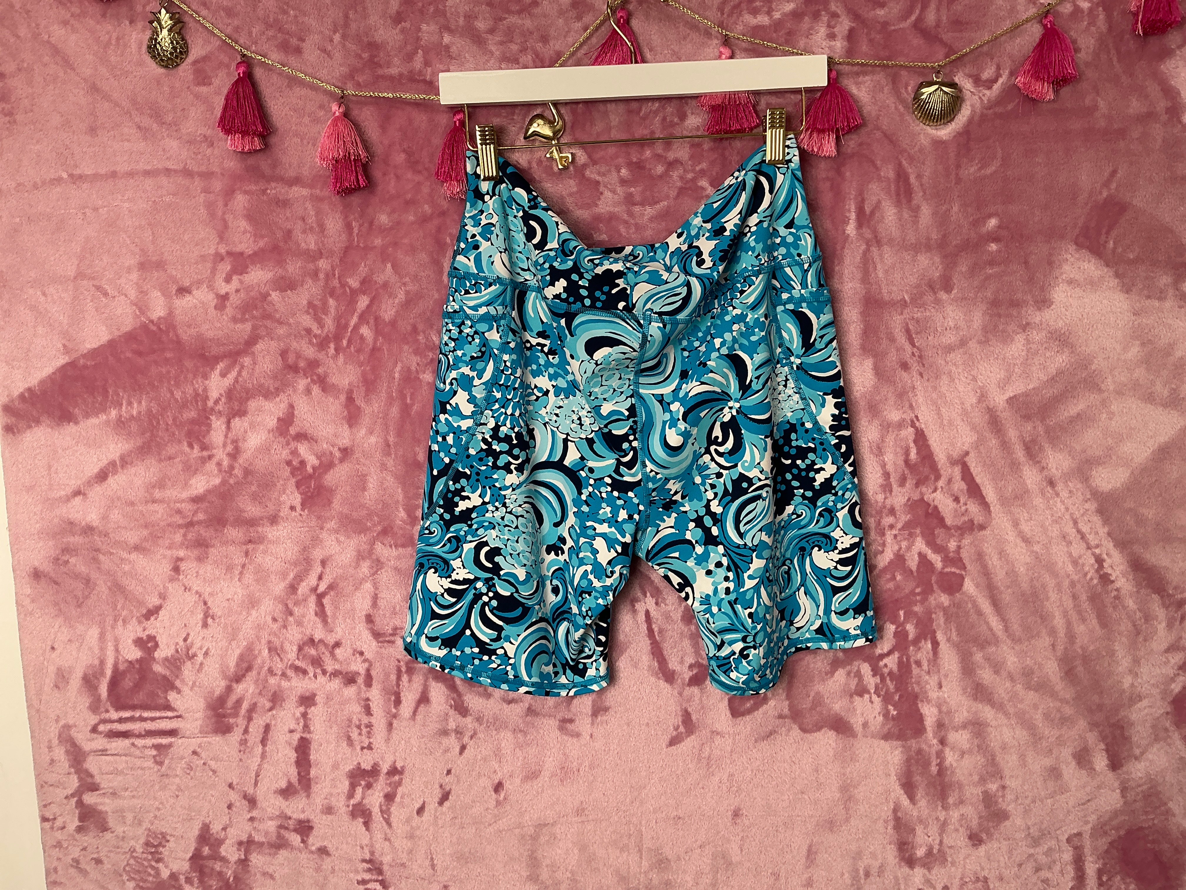 Lilly Pulitzer Short - Size XL