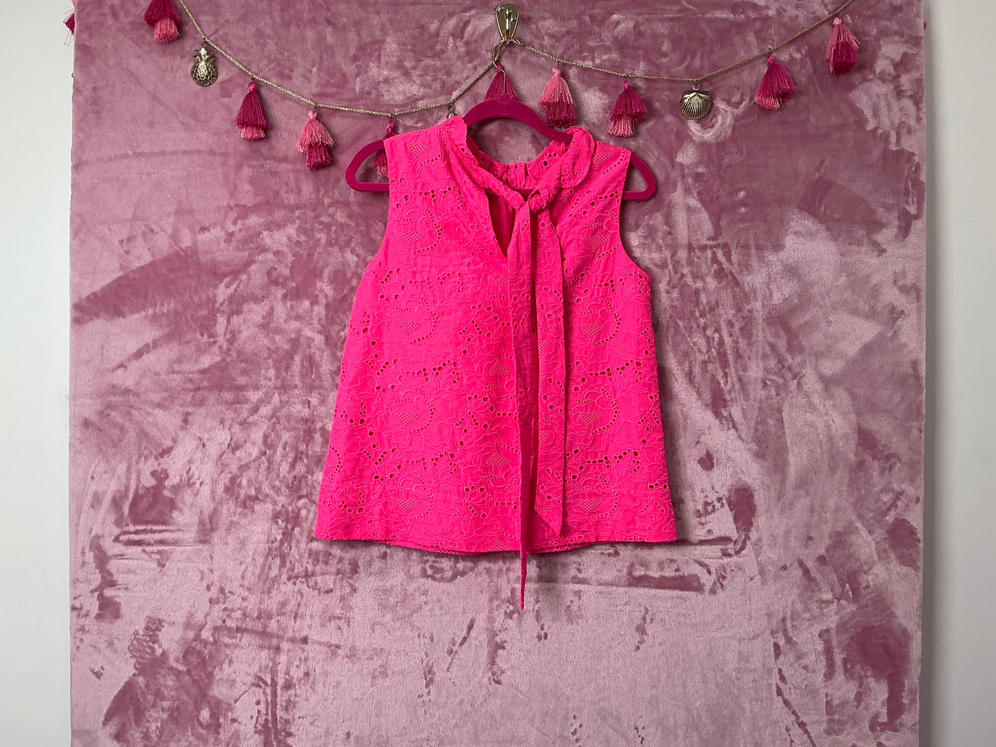 Lilly Pulitzer NWT Dahliana Eyelet Top Roxie Pink Garden Party Eyelet - Size XS