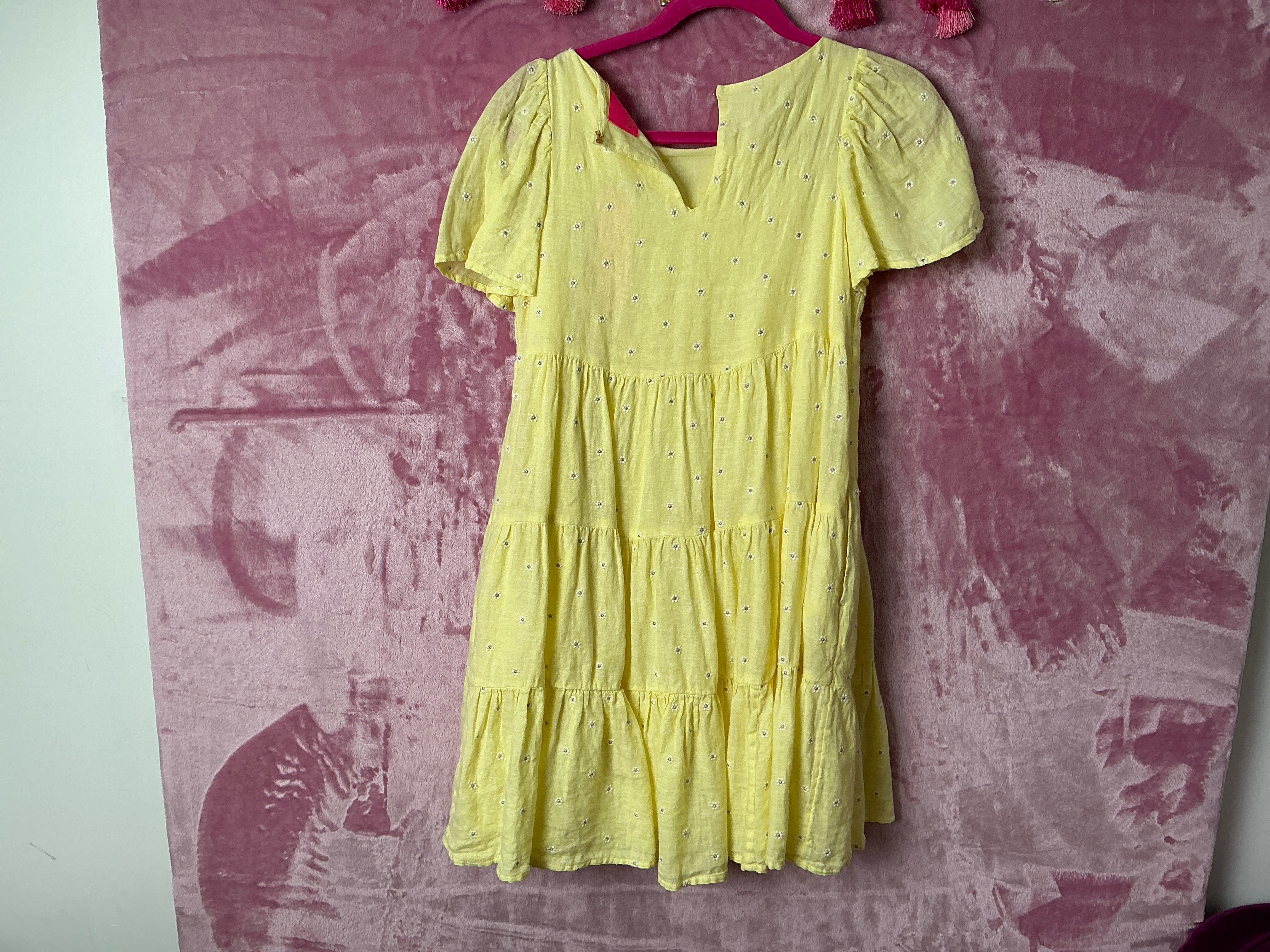 Lilly Pulitzer Dress NWT - Jocelyn Short Sleeve - Finch Yellow - You Drive Me Daisy Embroidered - Size XXS