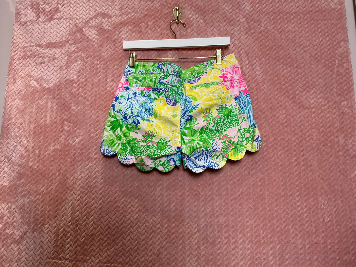 Lilly Pulitzer Short - Size 2