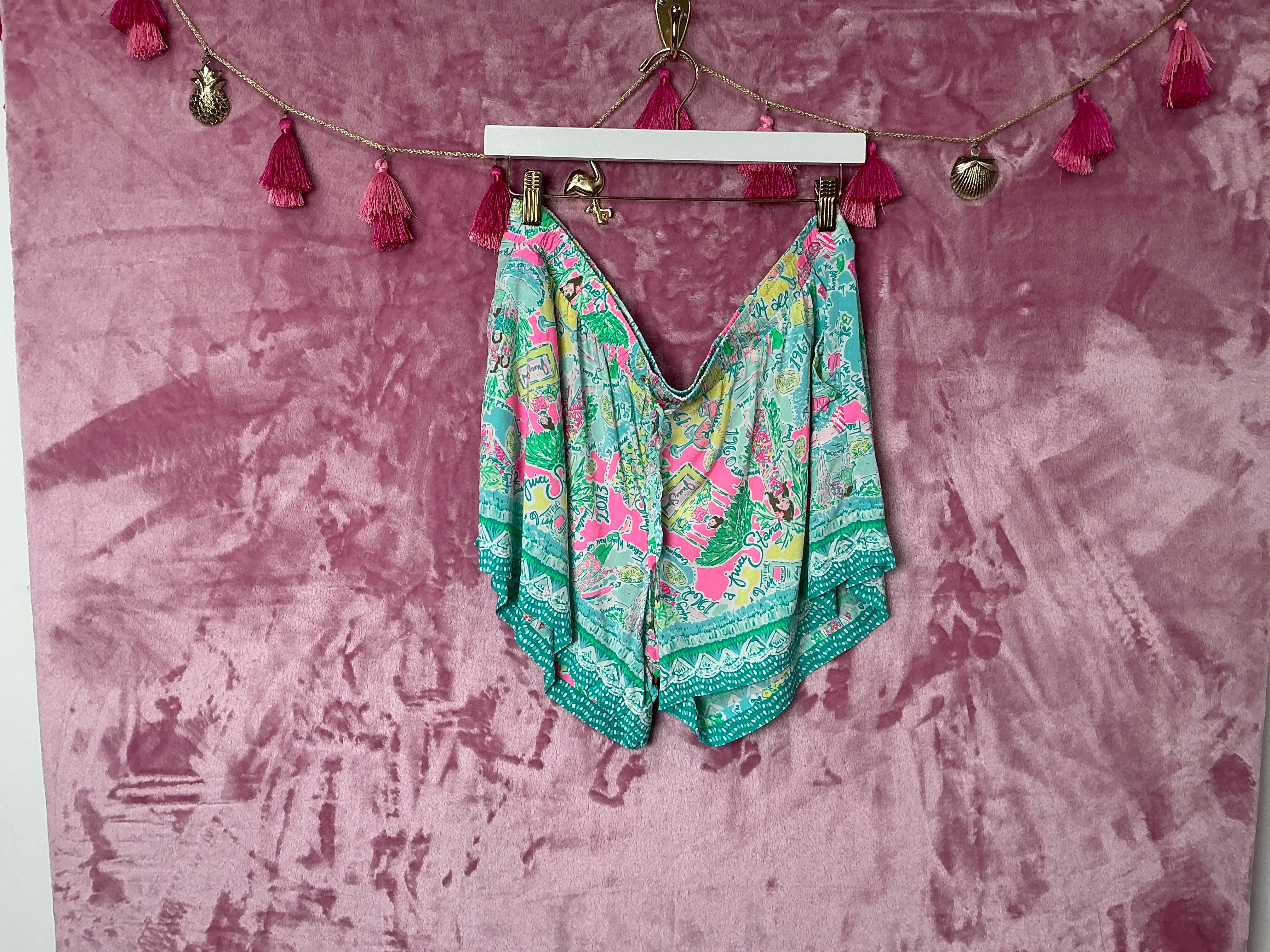 Lilly Pulitzer Short - Size XL