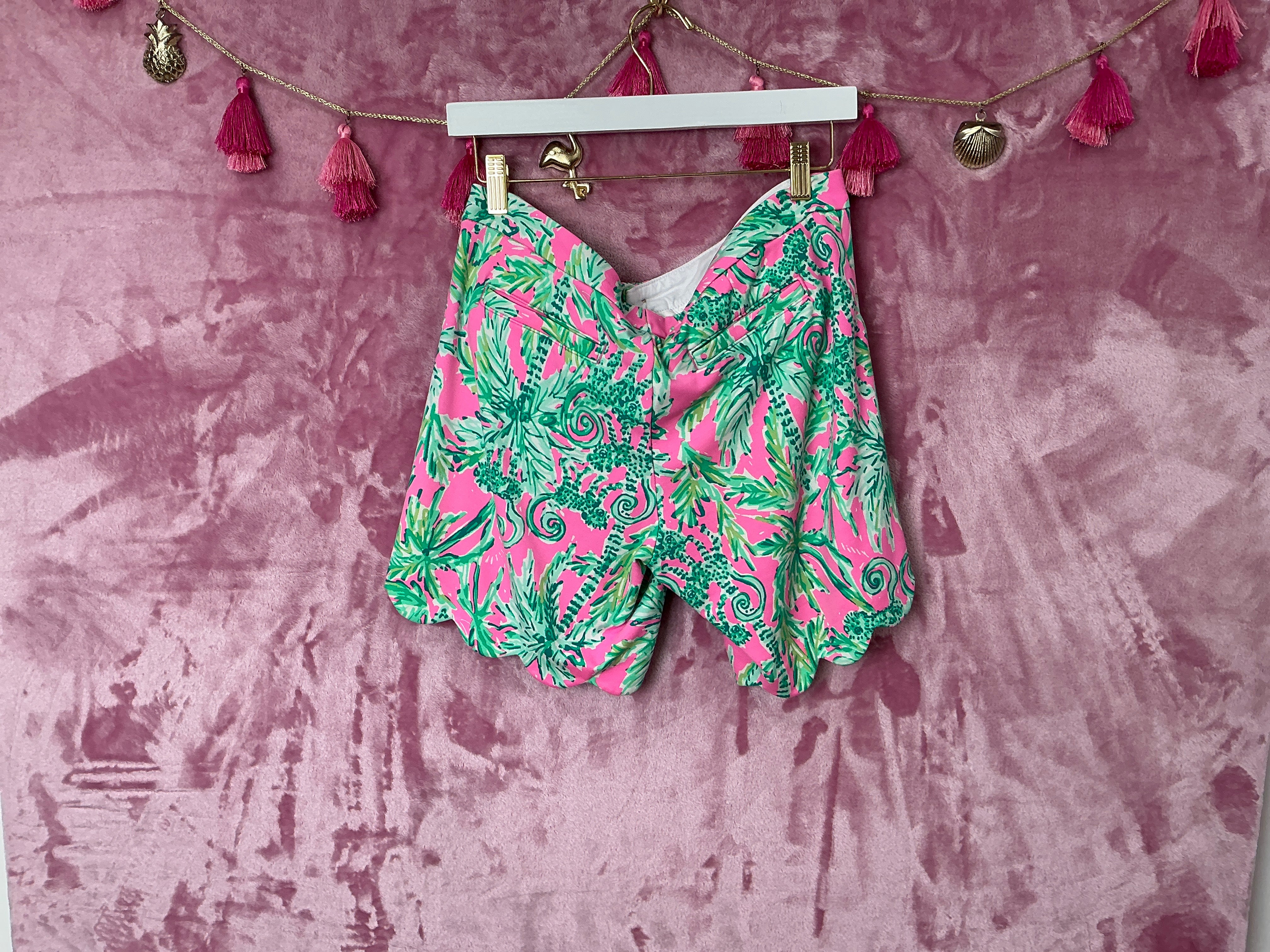 Lilly Pulitzer Short - Size 6