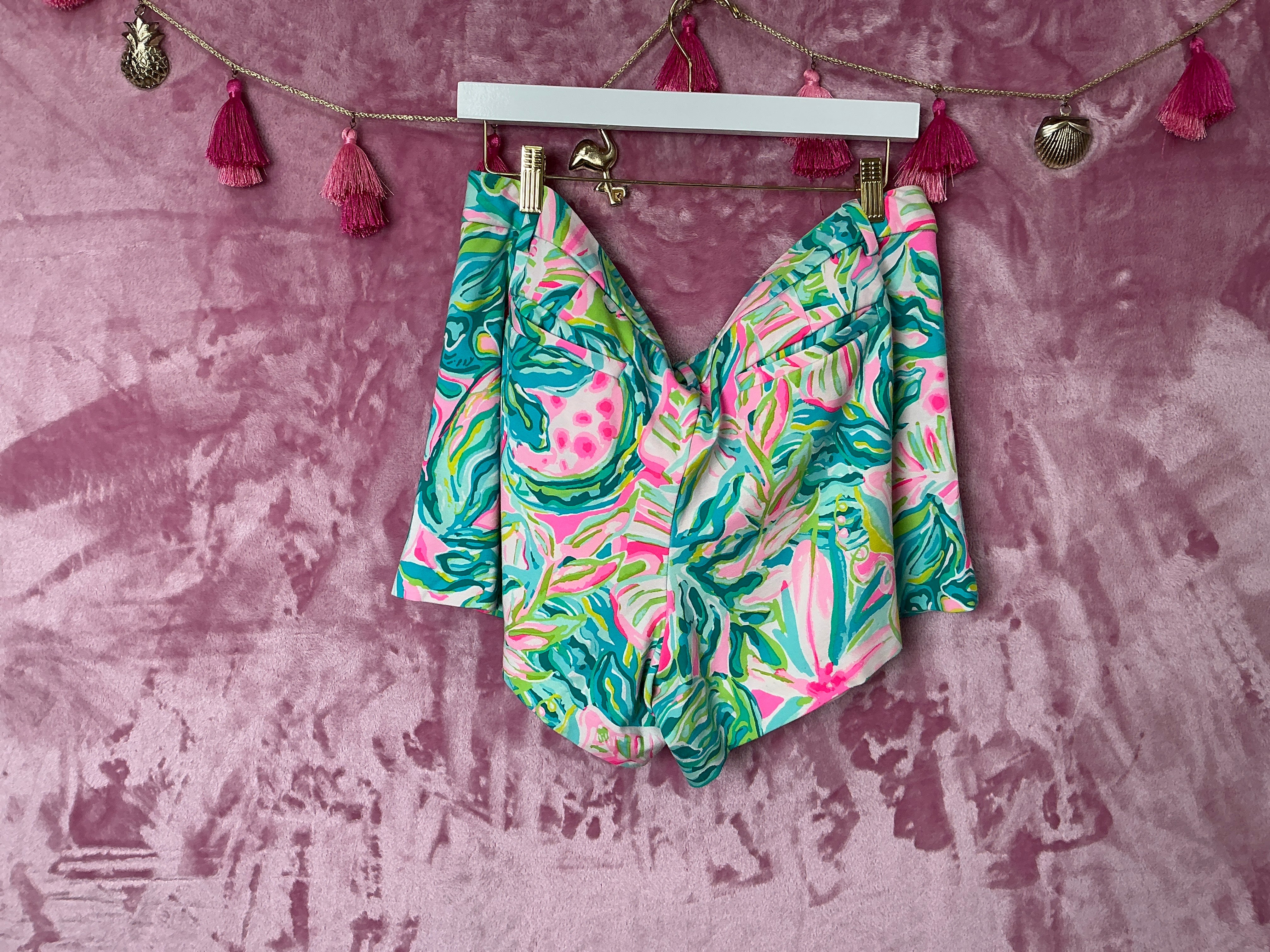 Lilly Pulitzer Short - Size 16