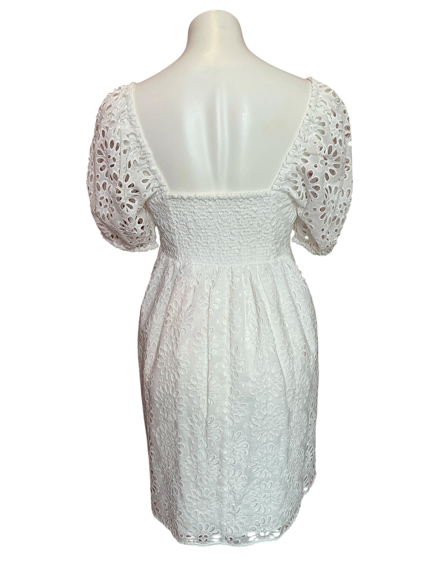 Lilly Pulitzer NWT Kay Short Sleeve Eyelet Dress Resort White Oversized Pinwheel Eyelet - Size 2