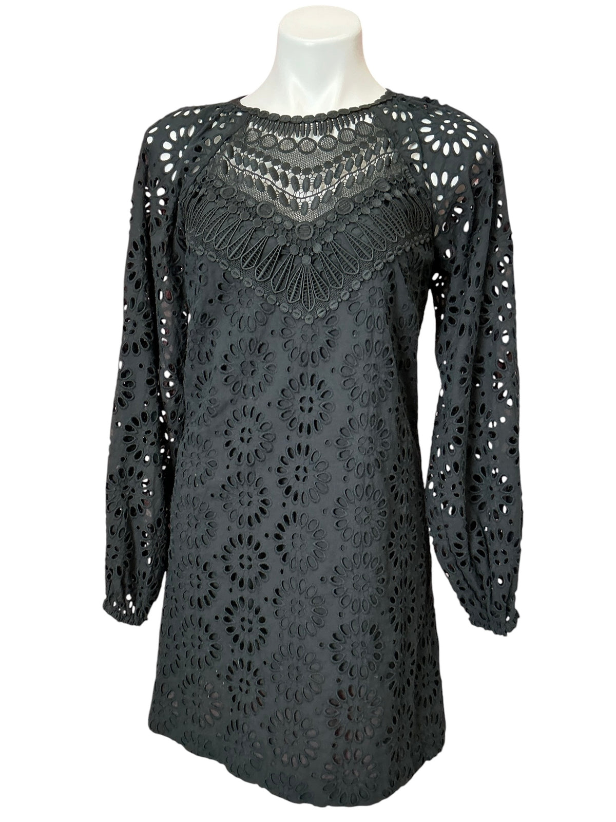 Lilly Pulitzer Priscilla Long Sleeve Dress Onyx Oversized Pinwheel Eyelet - Size 2