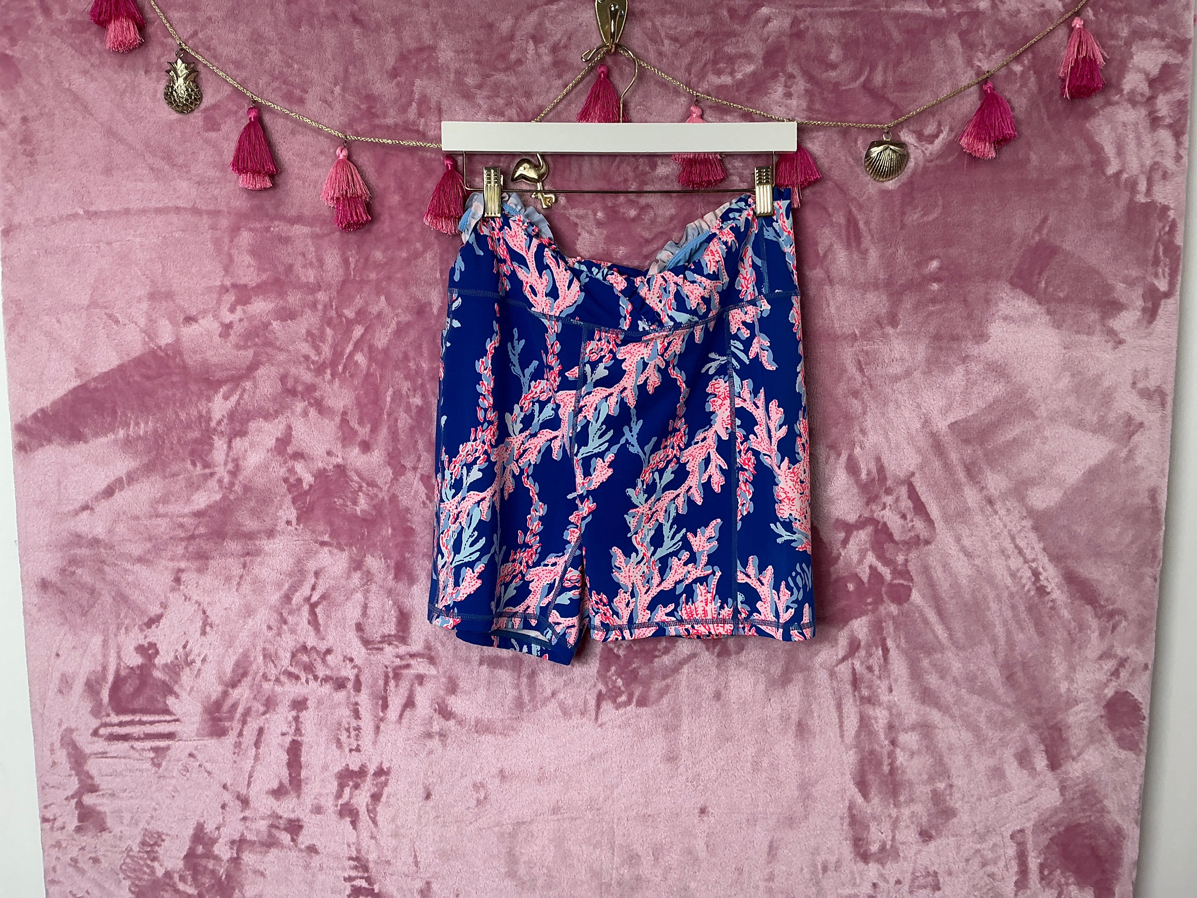 Lilly Pulitzer Short - Size XL