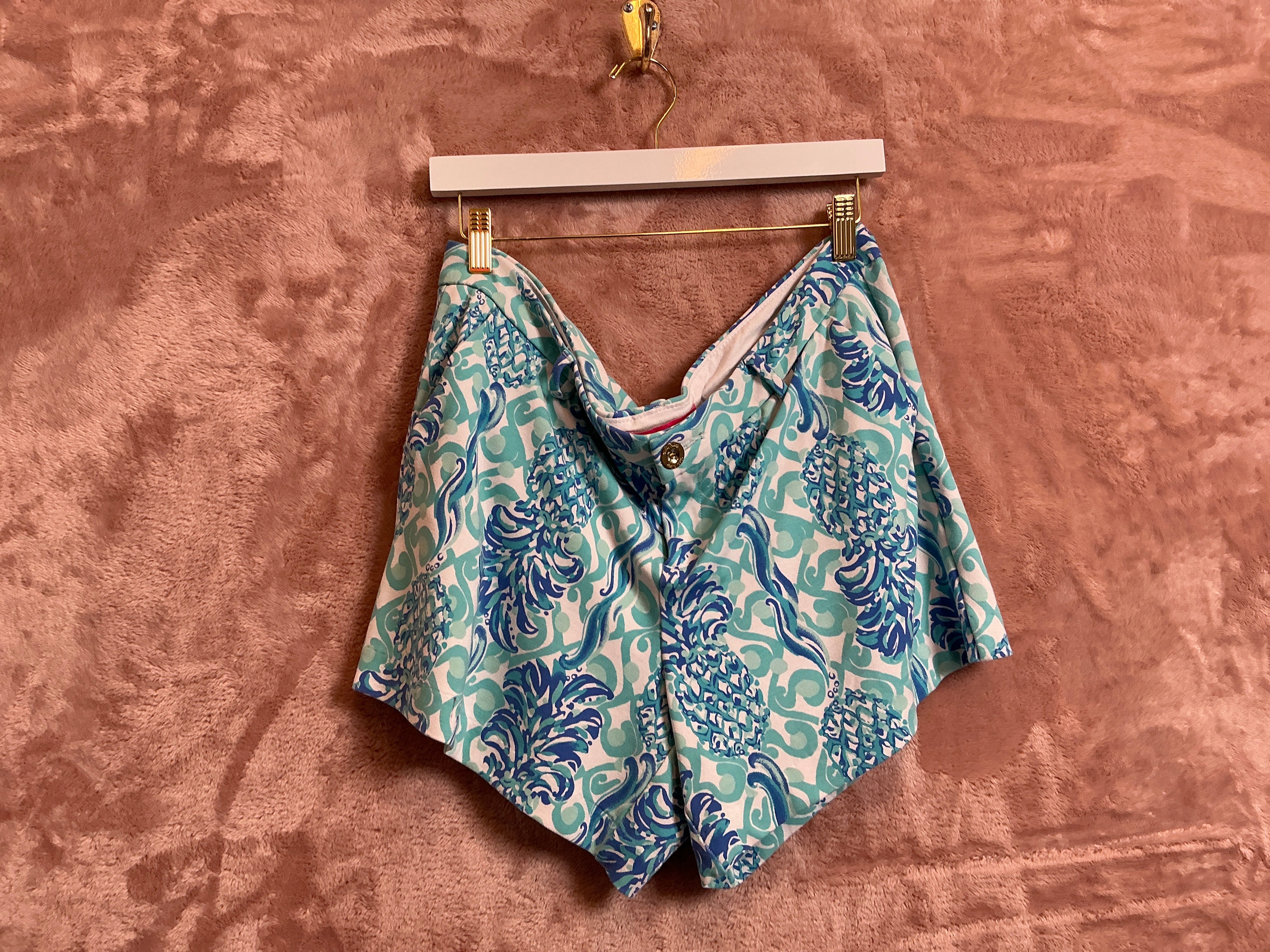 Lilly Pulitzer Short - Size 16