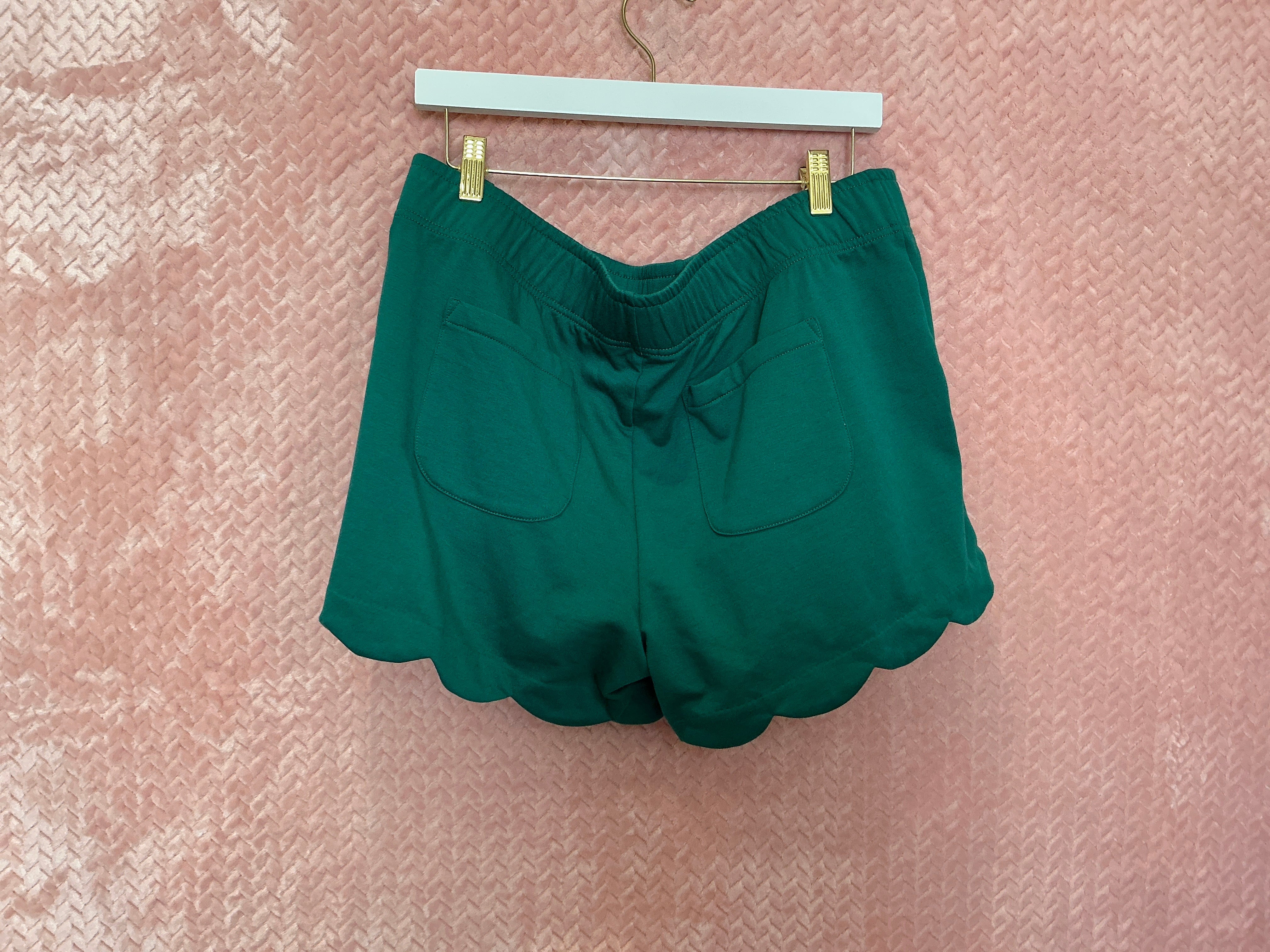 Lilly Pulitzer Short NWT - Leva Knit Short - Hosta Green - Size XL