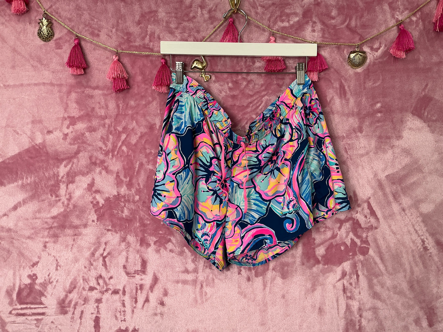 Lilly Pulitzer Short - Size XL