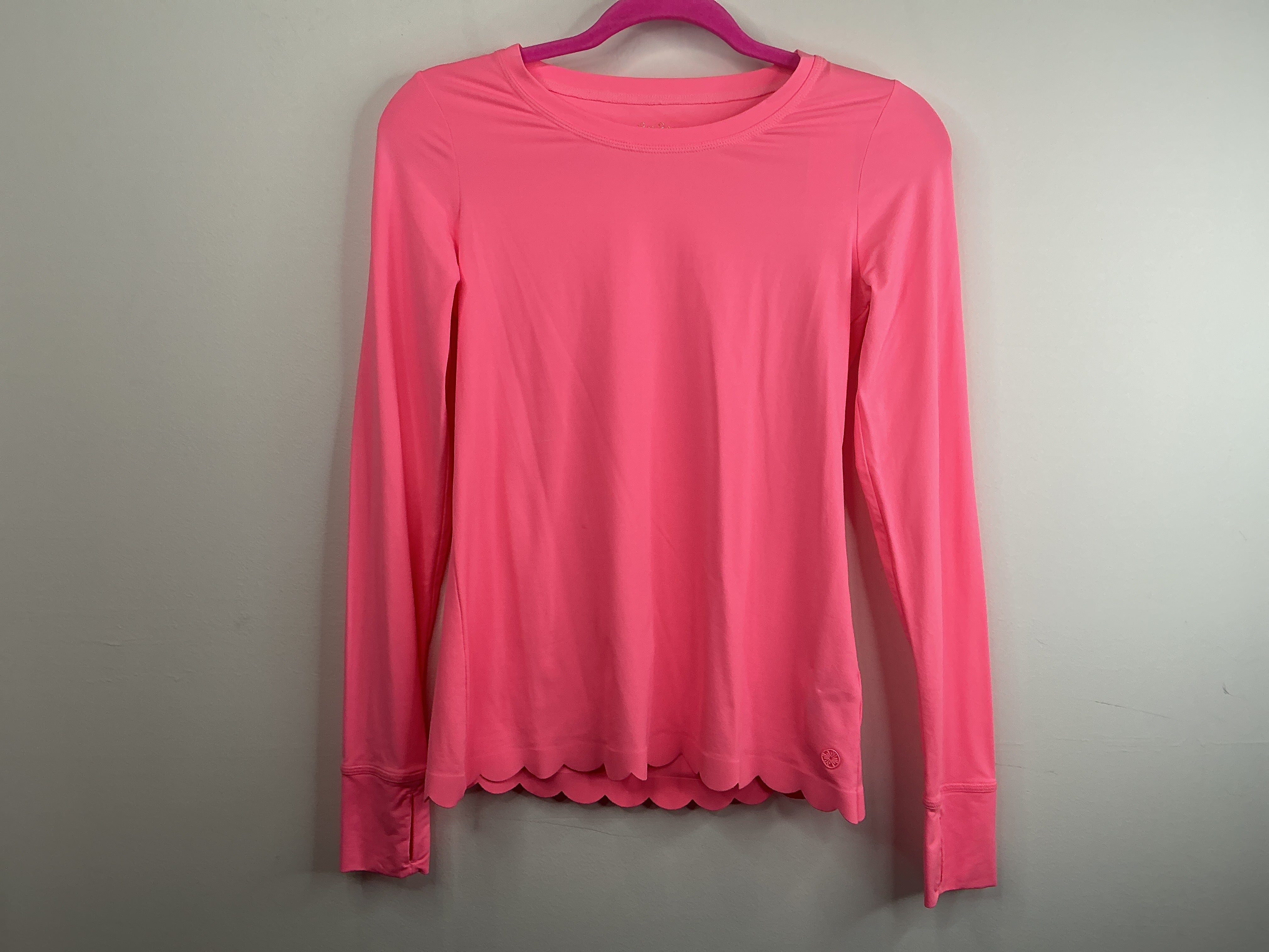 Lilly Pulitzer NTW - Renay Scallop Sunguard Top - Lillys Coral - Size XS