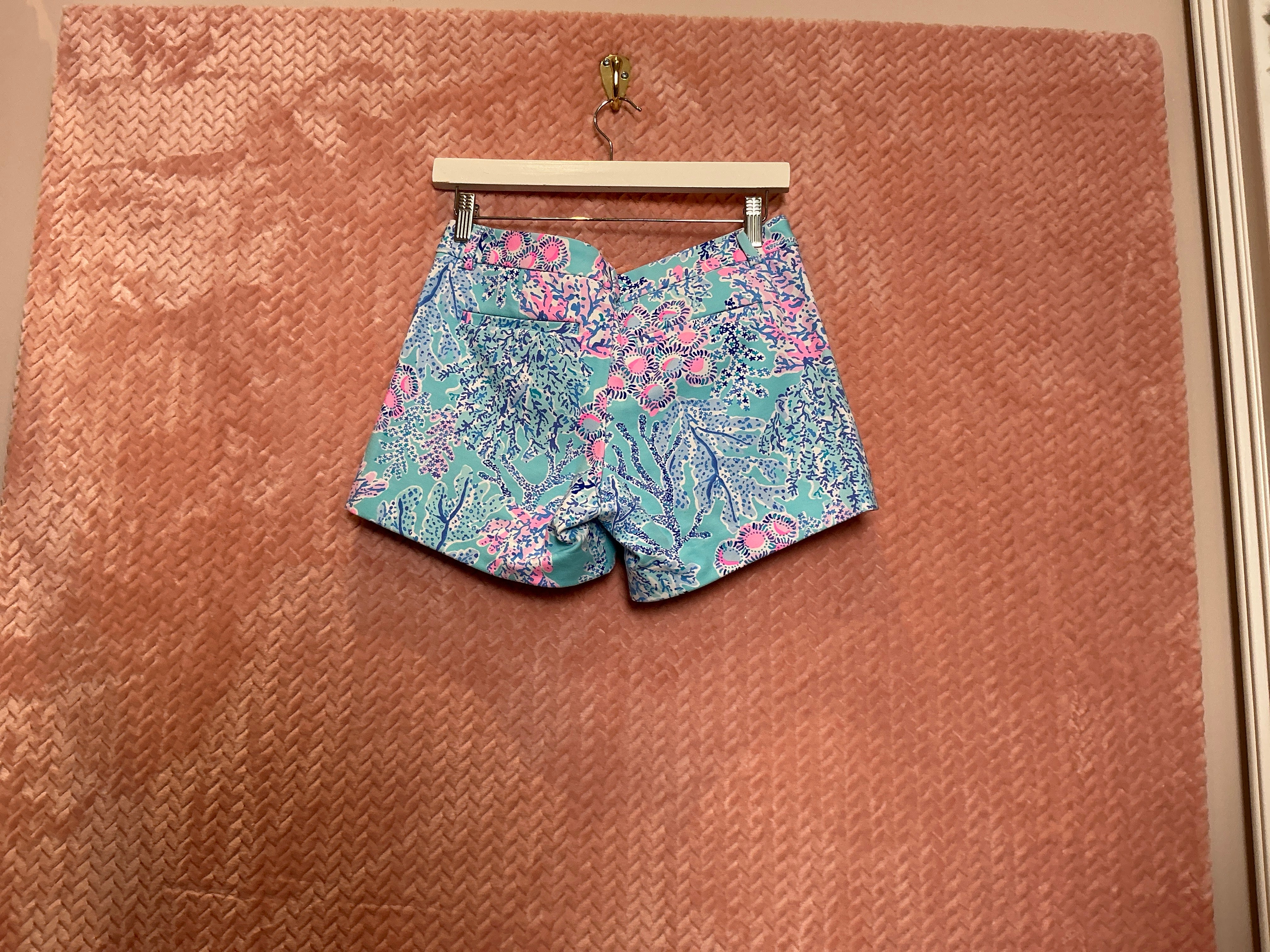 Lilly Pulitzer Short - Size 2
