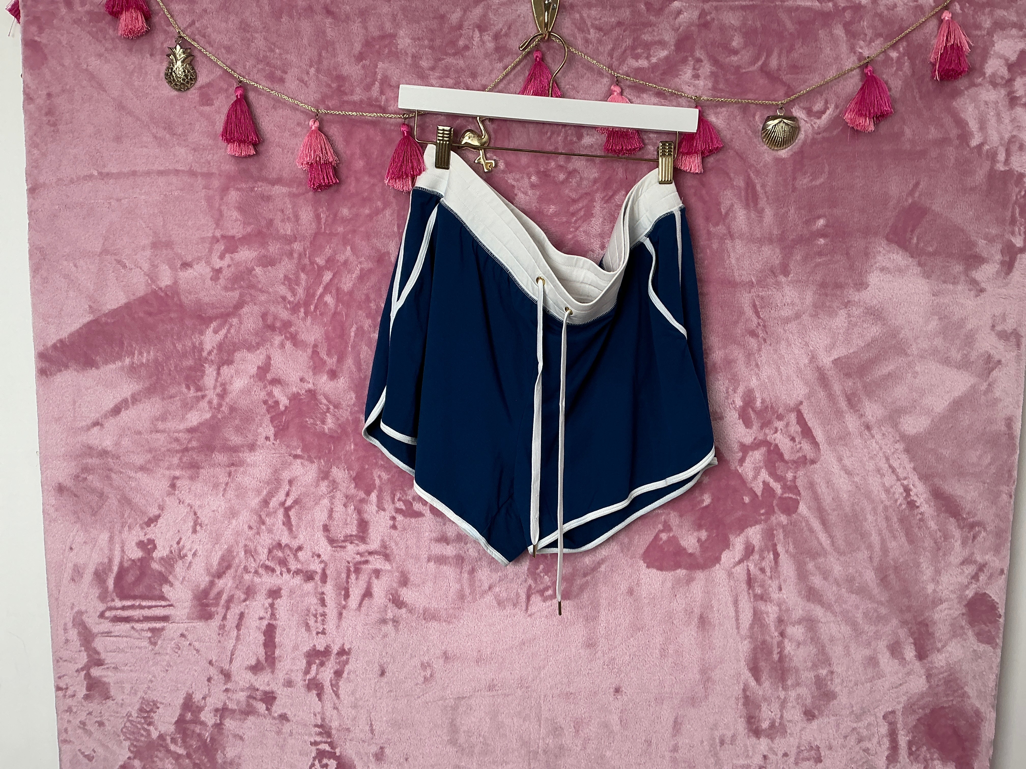 Lilly Pulitzer Short - Size XL