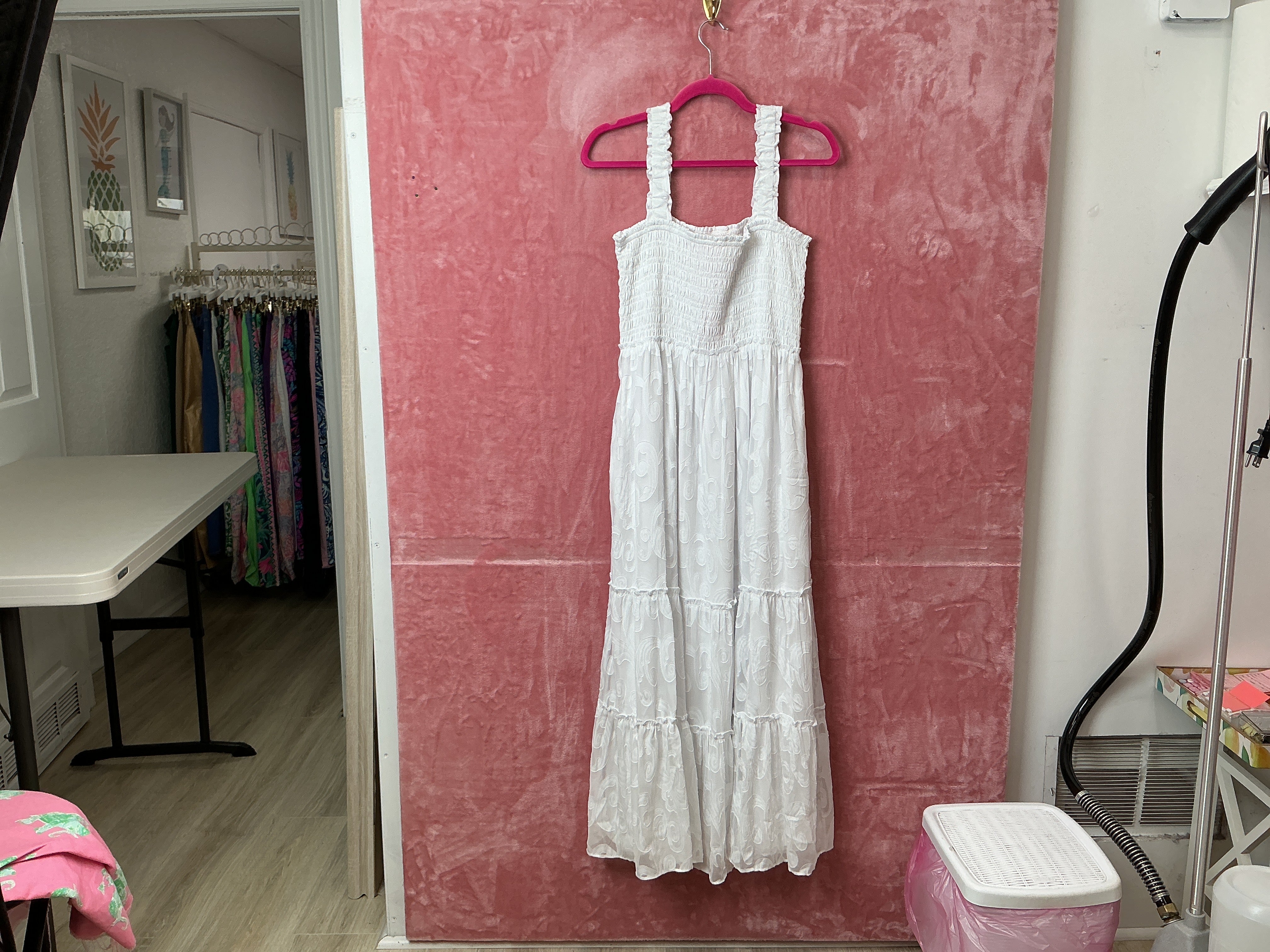 Lilly Pulitzer NWT Hadly Smocked Maxi Dre Resort White Poly Crepe Swirl Clip  - Size L