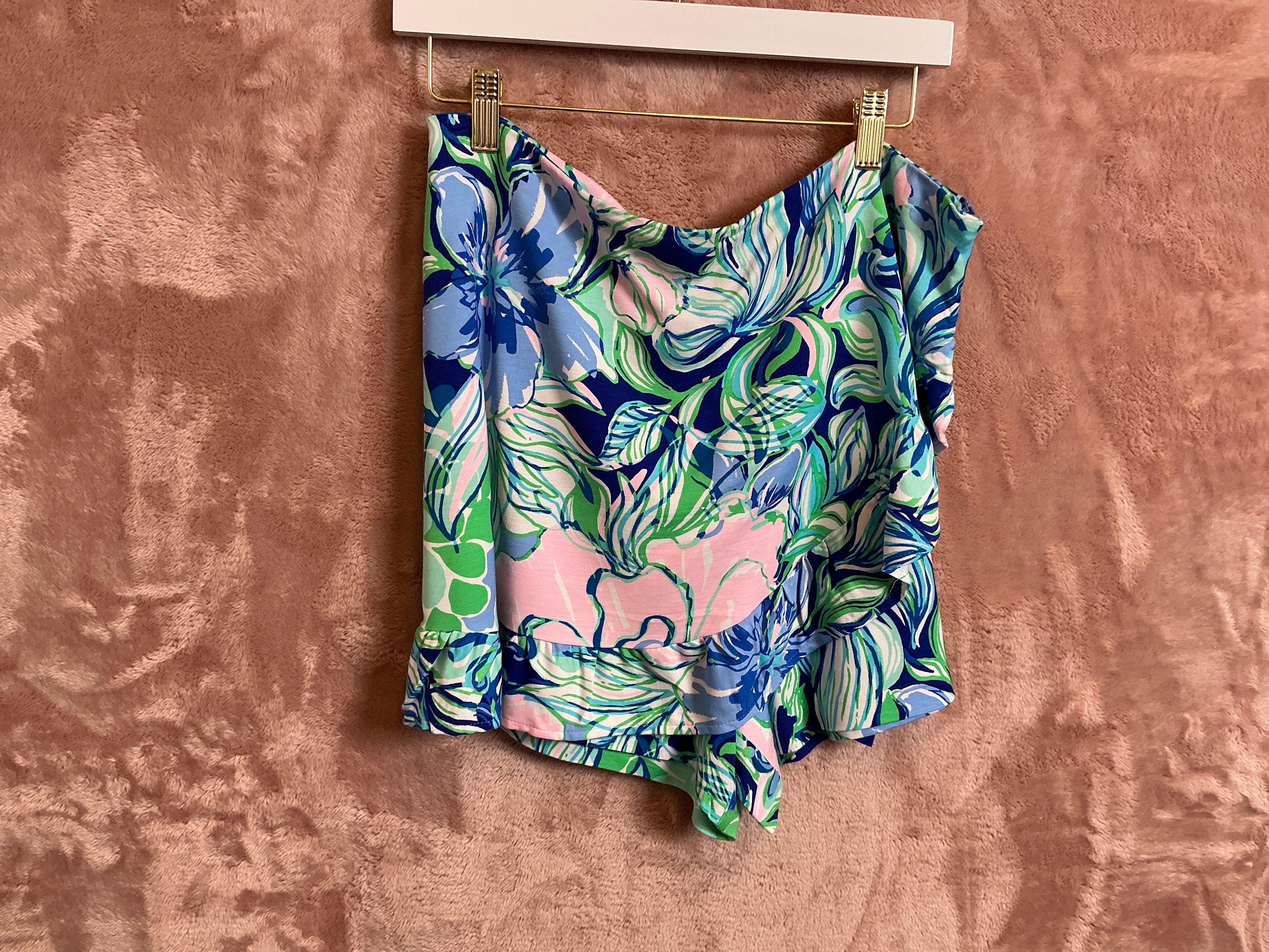 Lilly Pulitzer Short - Size 12