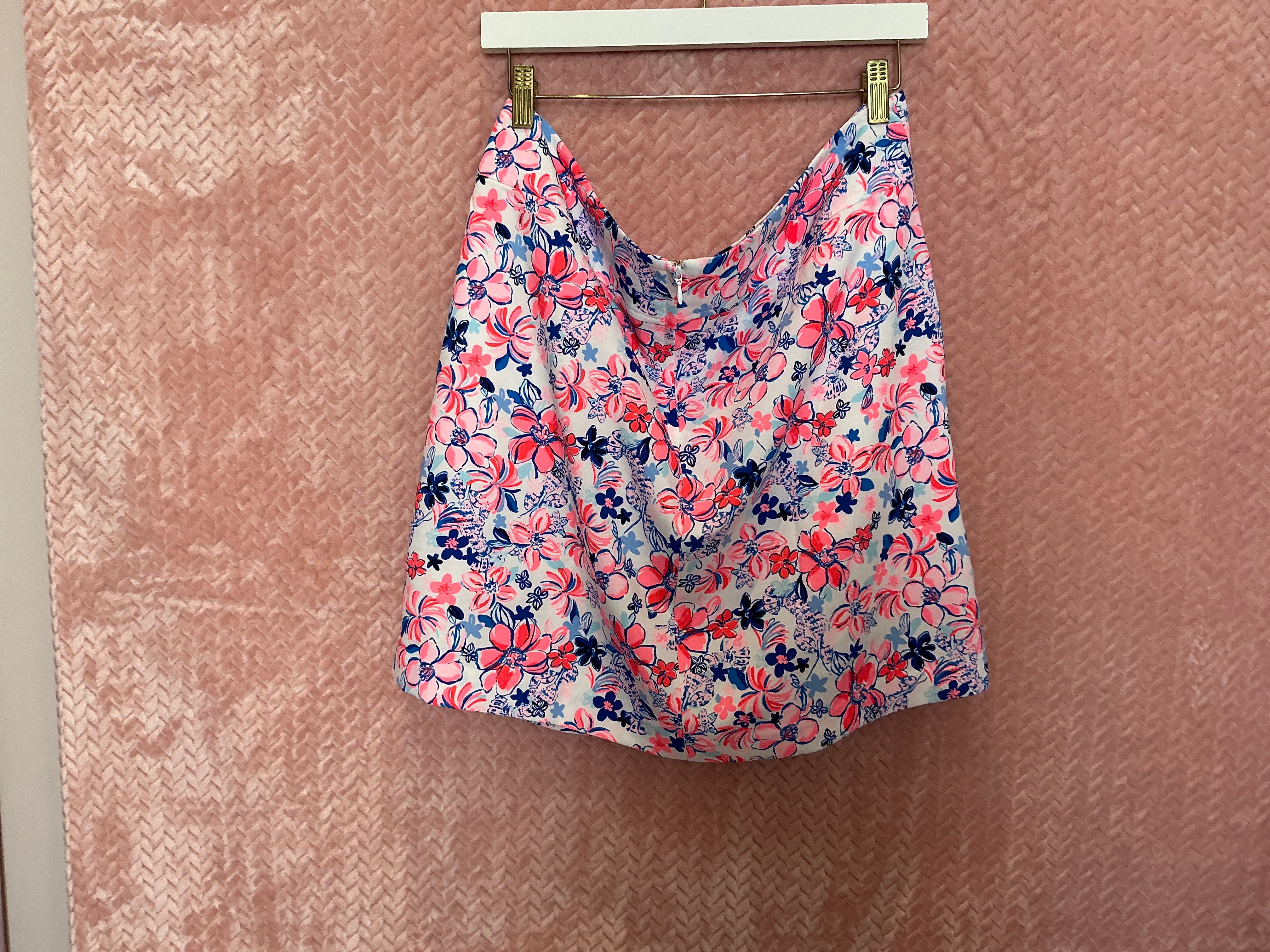 Lilly Pulitzer Skort NWT - Jonas Skort - Resort White - Party Like A Lobstar - Size 16