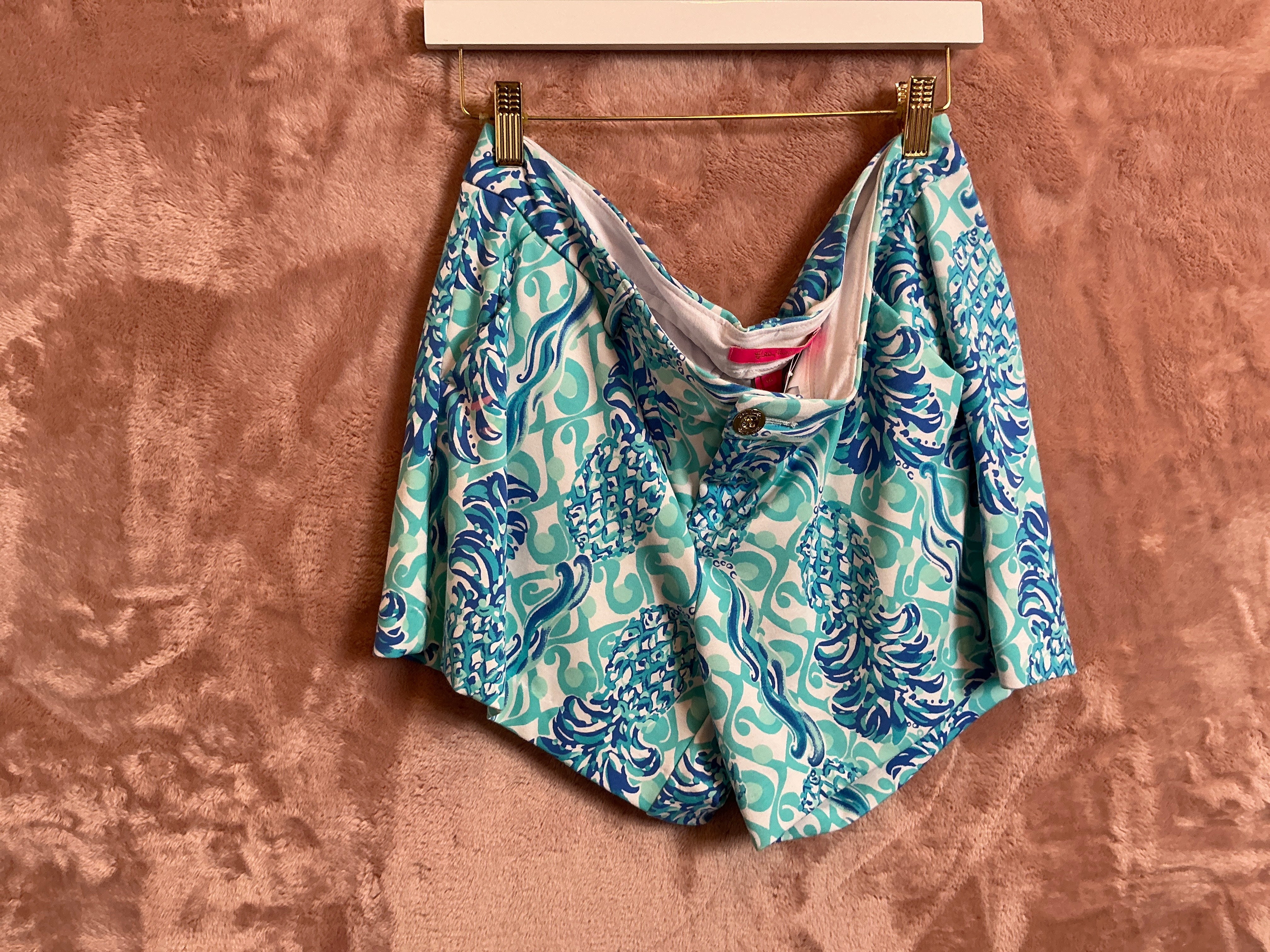 Lilly Pulitzer Short - Size 14