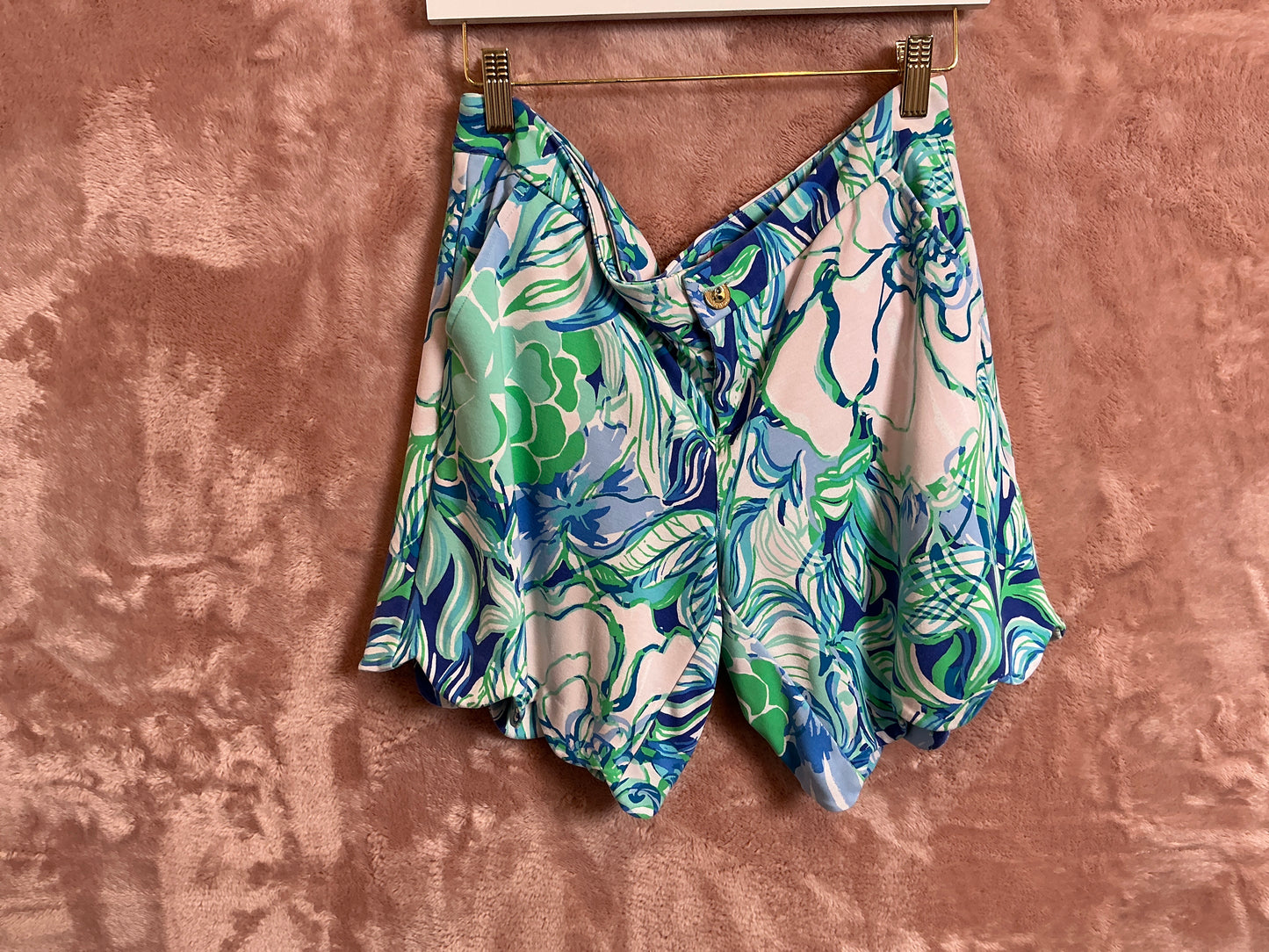 Lilly Pulitzer Short - Size 8