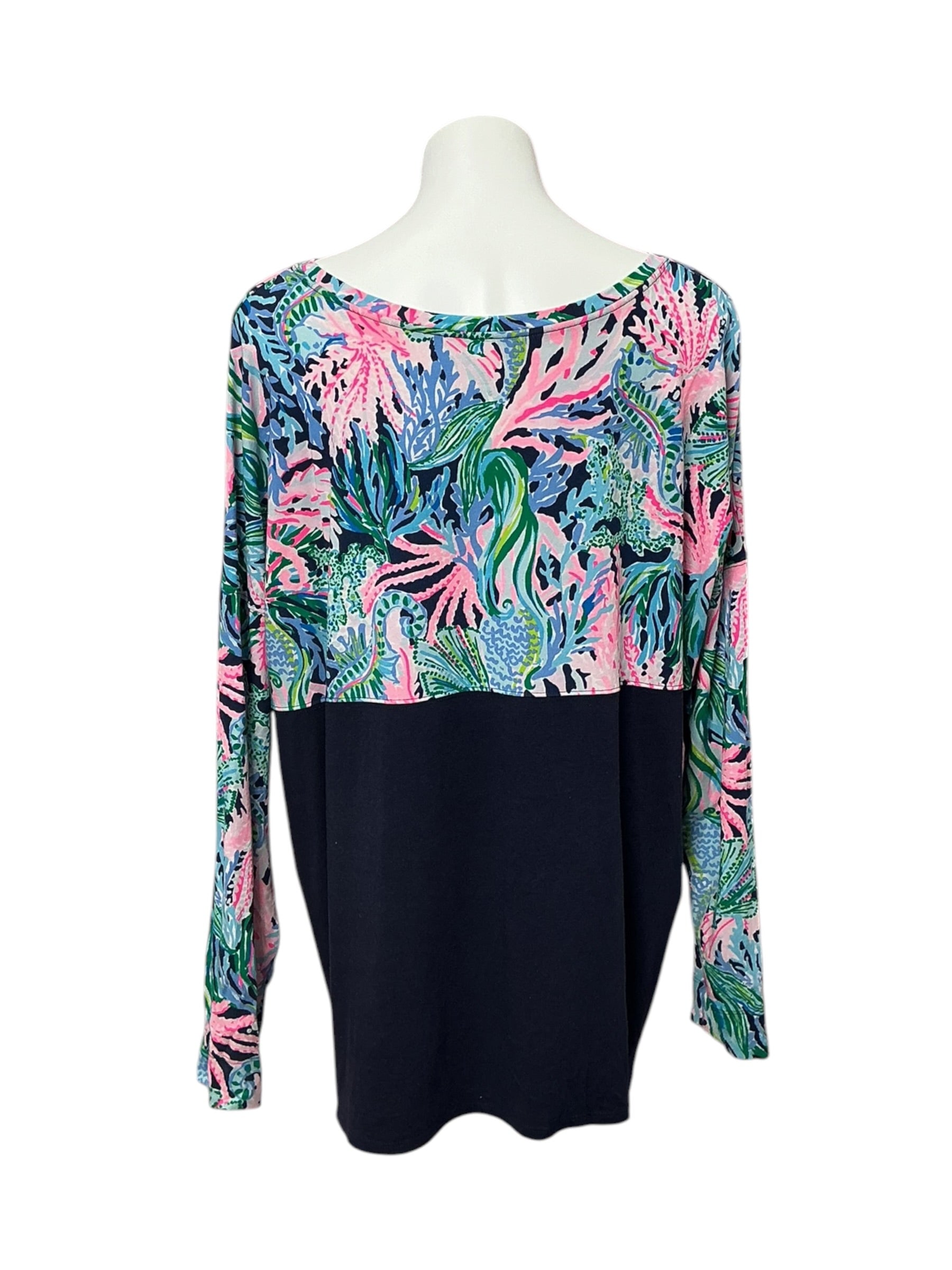 Lilly Pulitzer Finn Top Seen and Heard - Size XXL