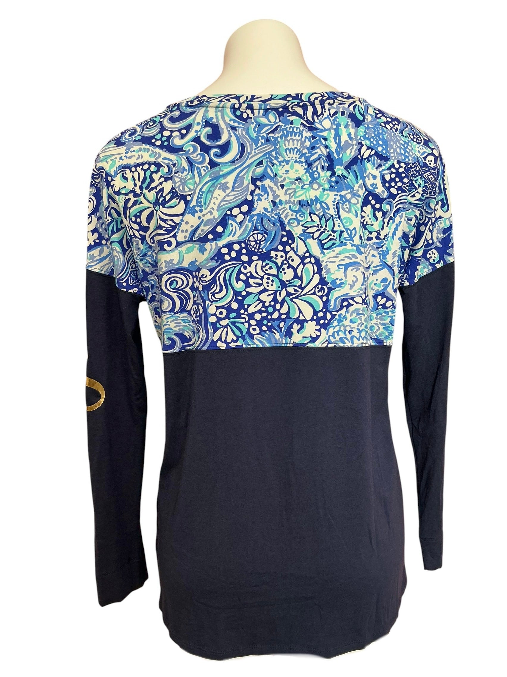 Lilly Pulitzer Finn Long Sleeve Top 60 Animals - Size S