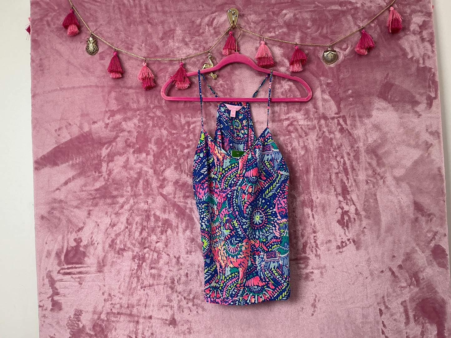 Lilly Pulitzer NWT Silk Top No-Prob-Llama - Size XS