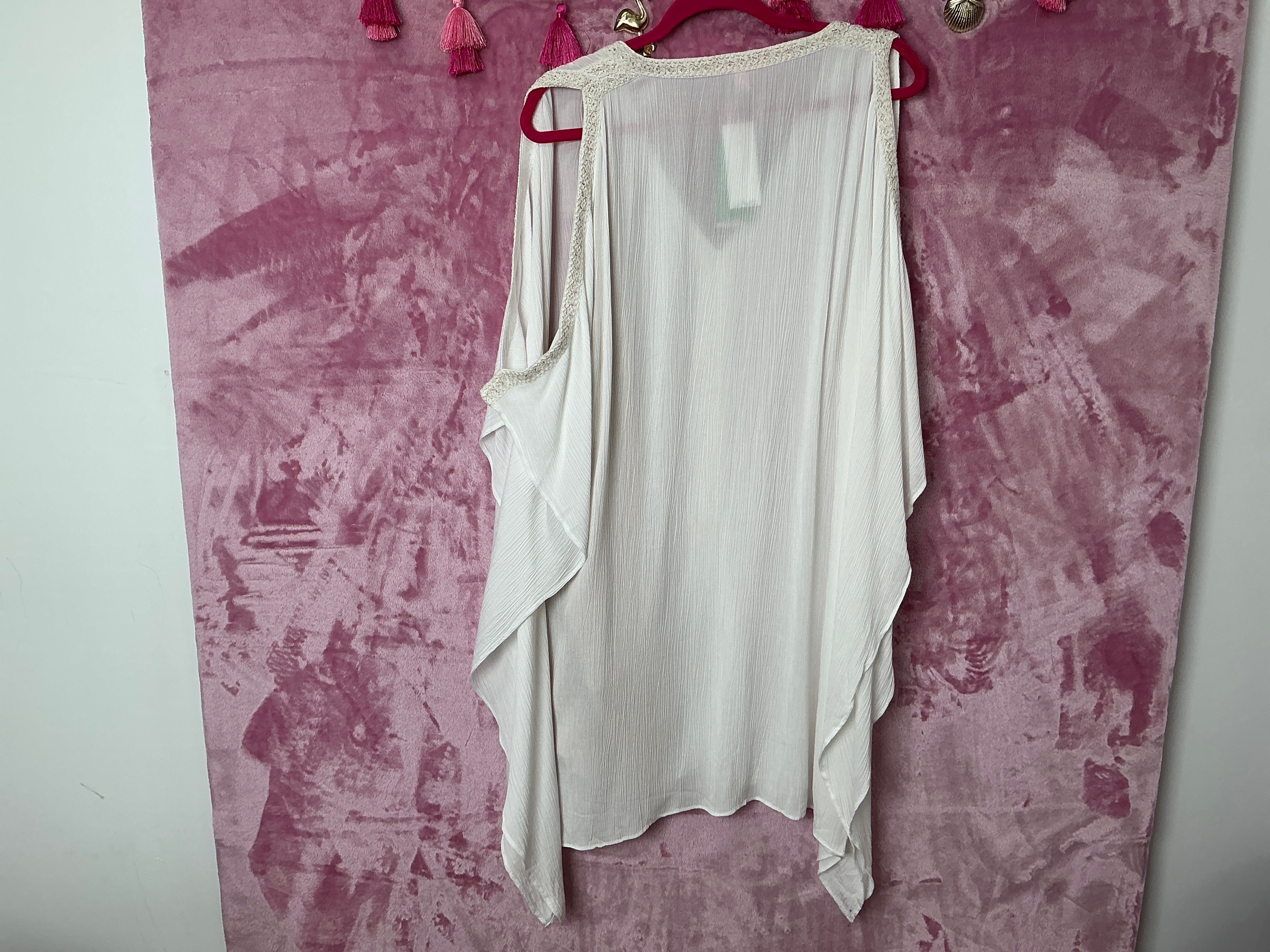 Lilly Pulitzer Coverup NWT - Julietta Coverup - Resort White - Size S/M