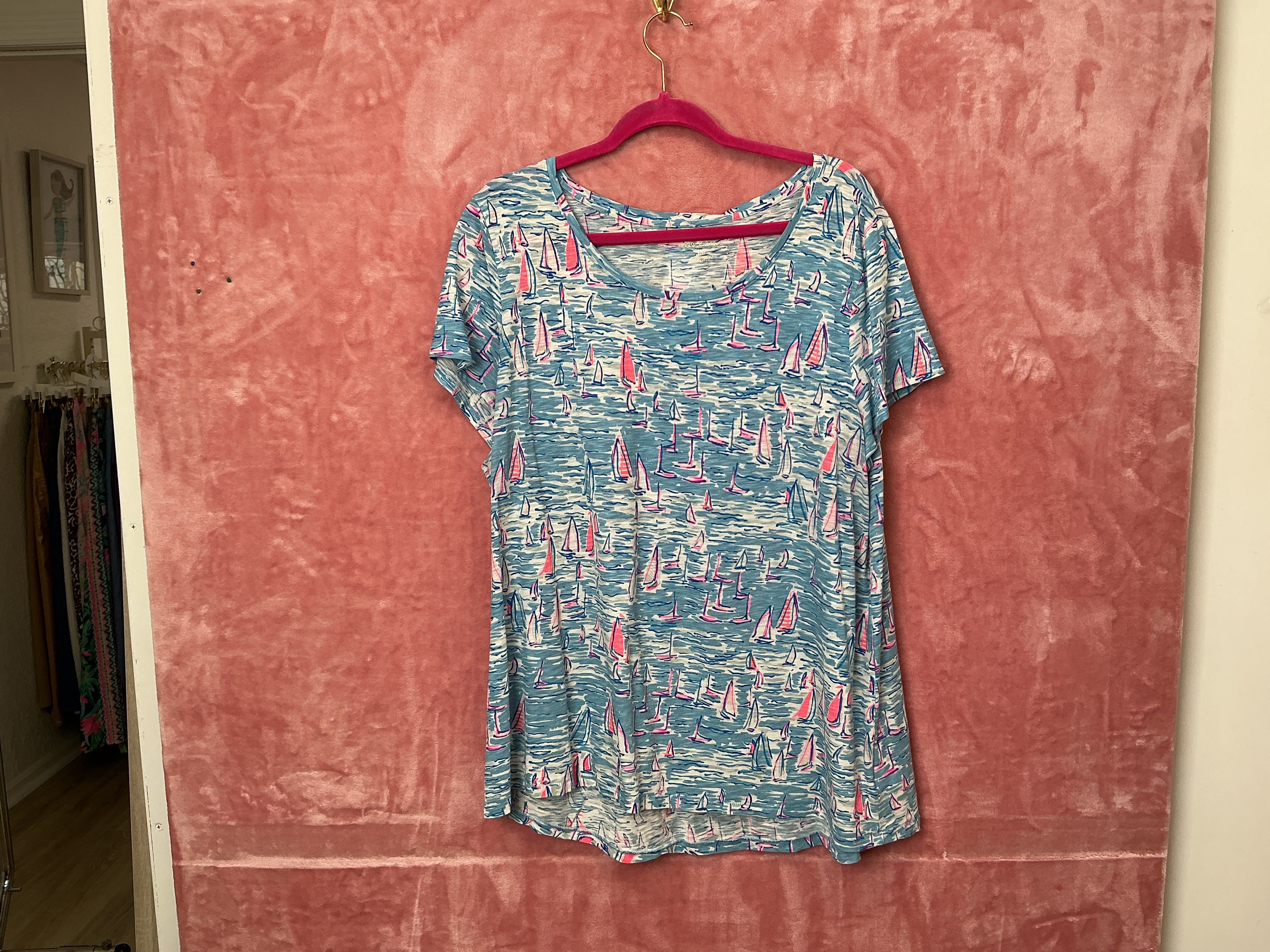 Lilly Pulitzer Short Sleeve Top - Size XXL