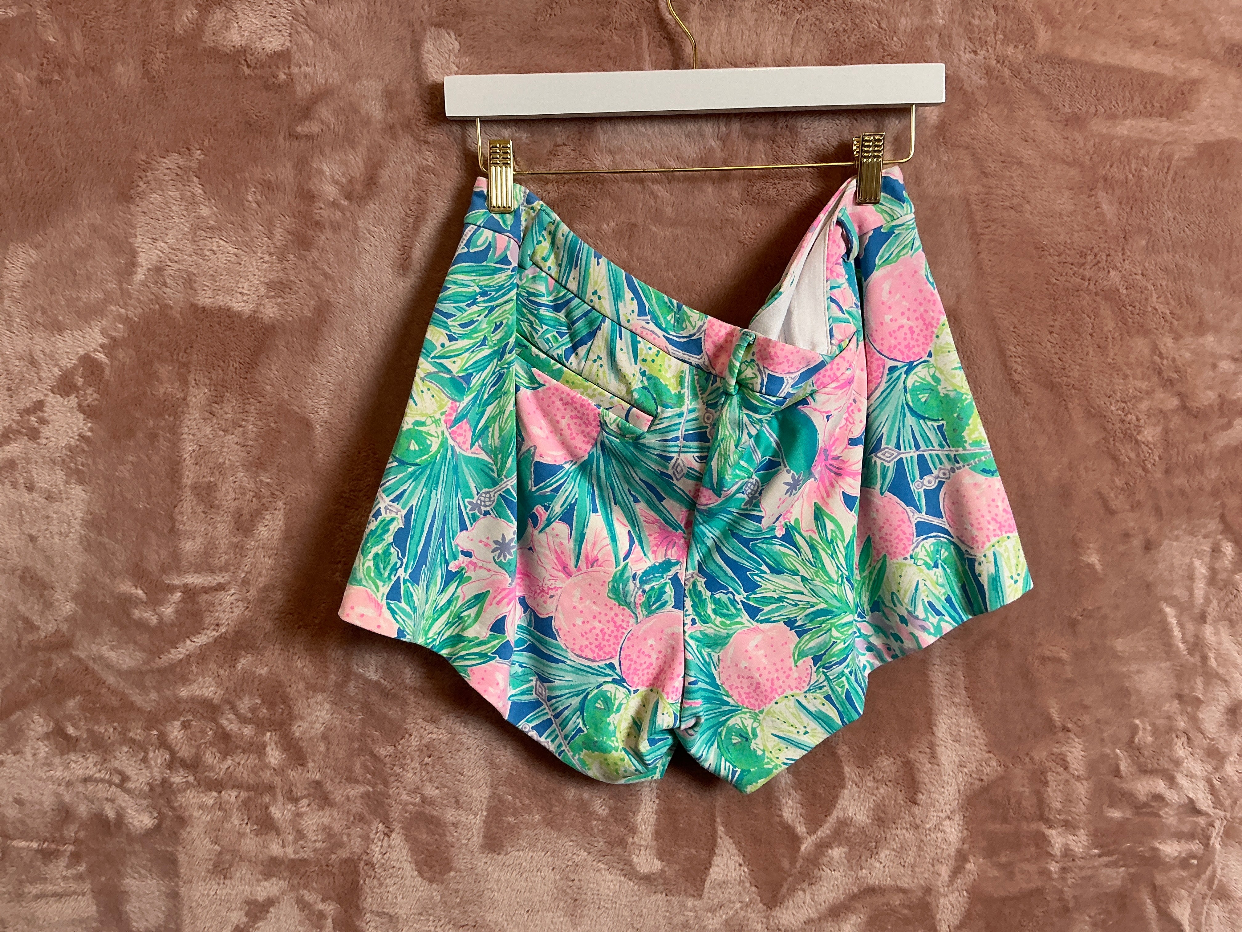 Lilly Pulitzer Short - Size 16