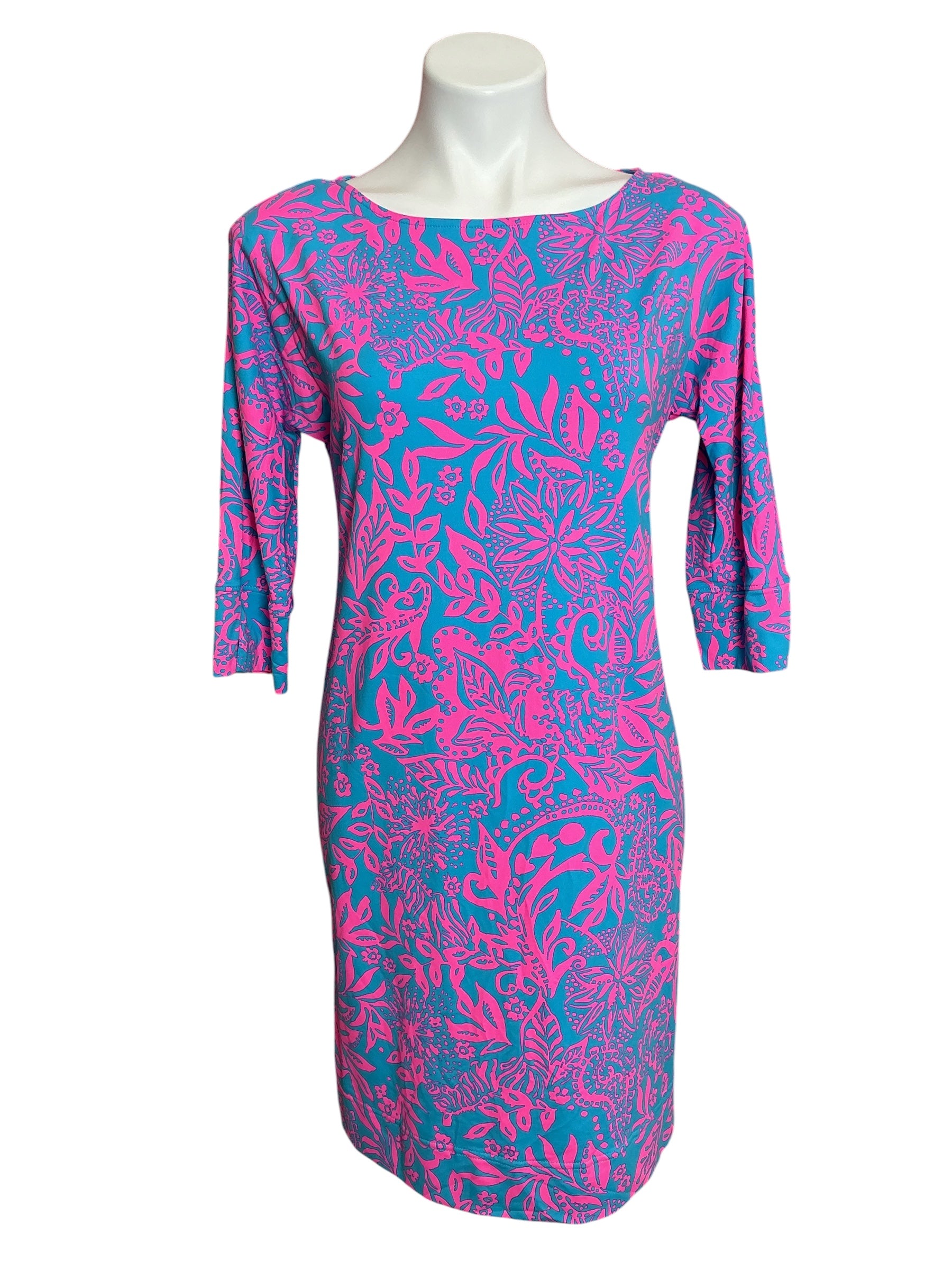 Lilly Pulitzer ChillyLilly Braedyn Aura Pink Leaf An Impression - Size XS