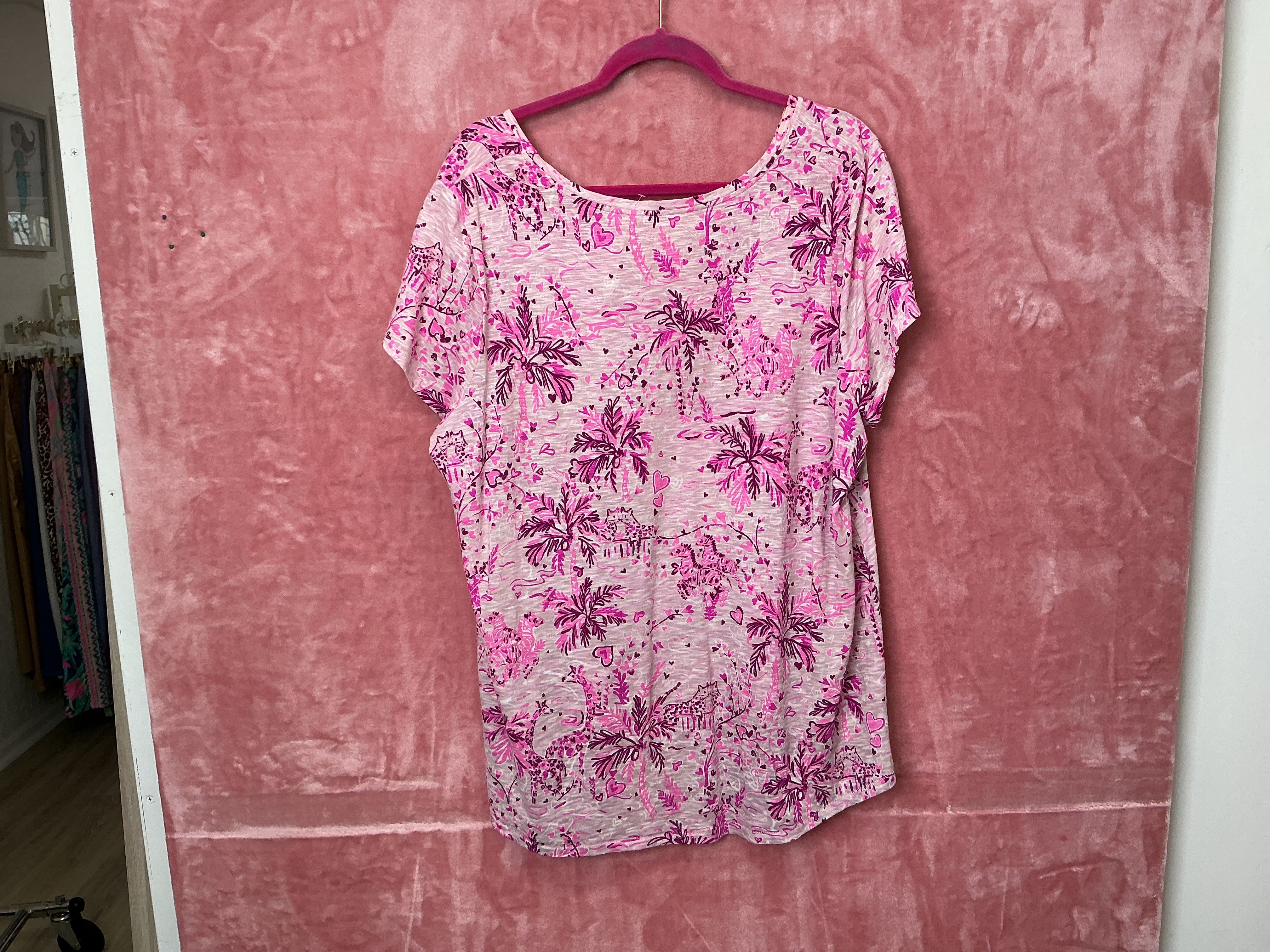 Lilly Pulitzer Short Sleeve Top - Size XXL