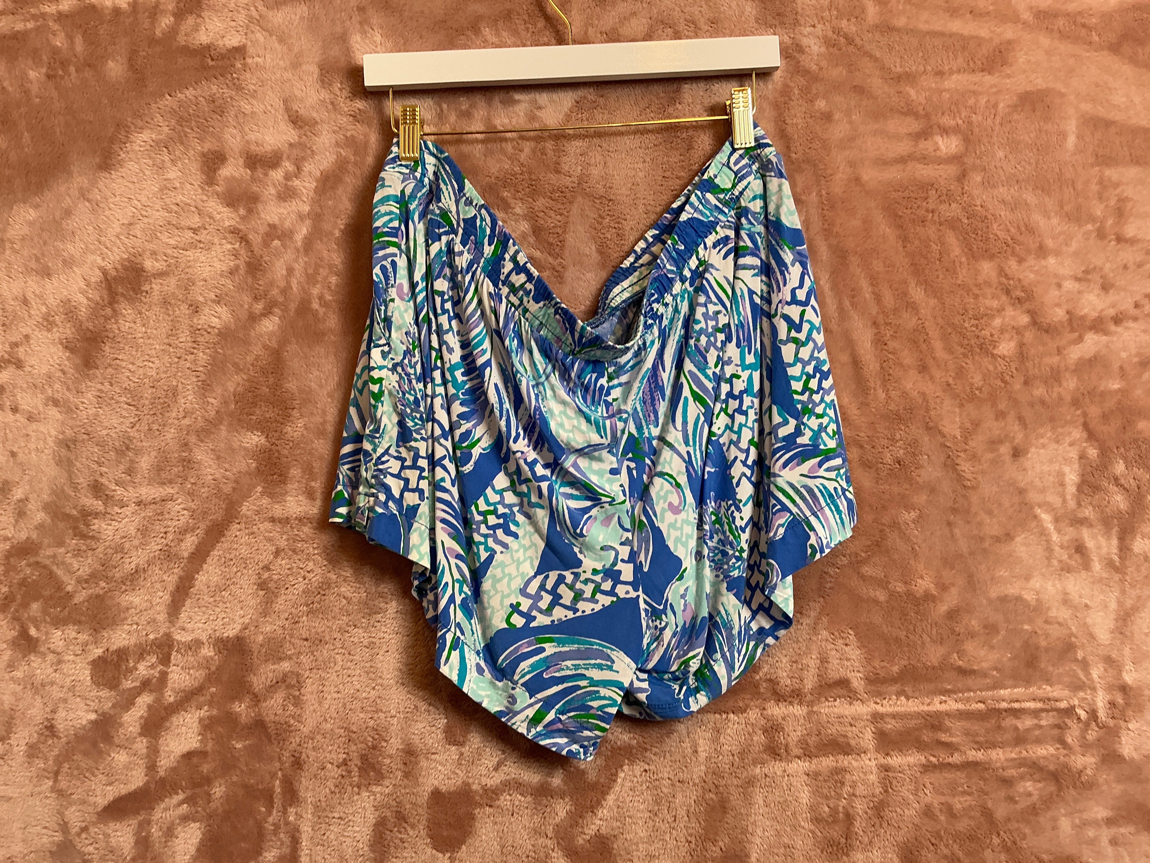 Lilly Pulitzer Short - Size XL