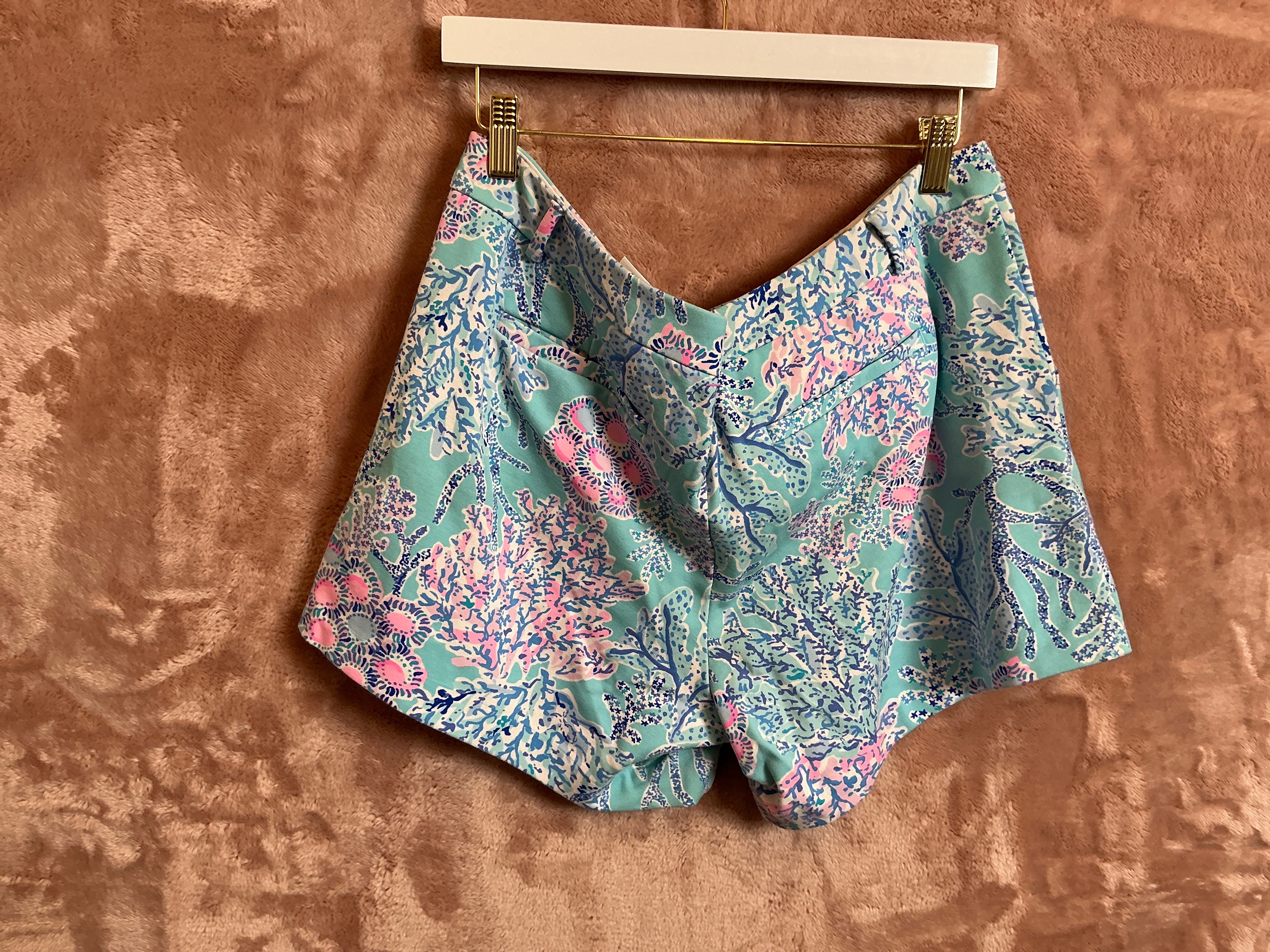 Lilly Pulitzer Short - Size 16