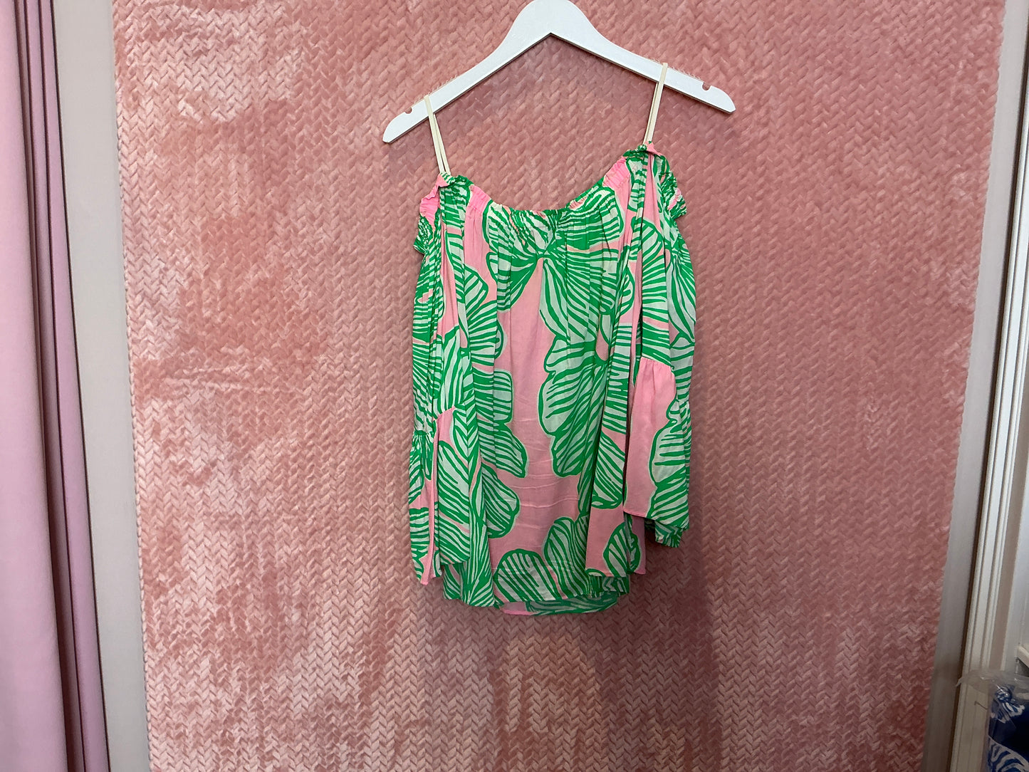 Lilly Pulitzer Top - Size XL