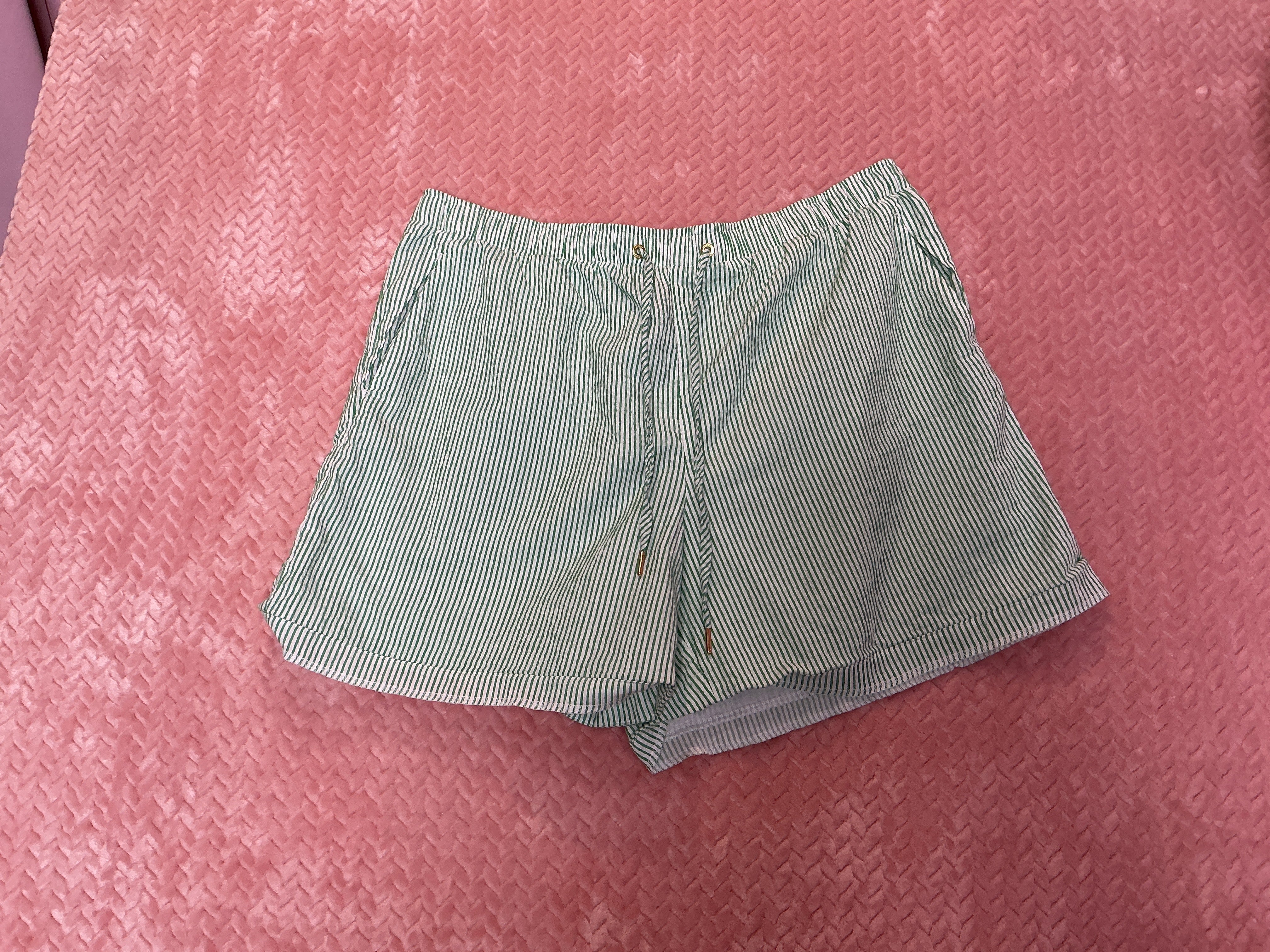 Lilly Pulitzer Short - Size XL