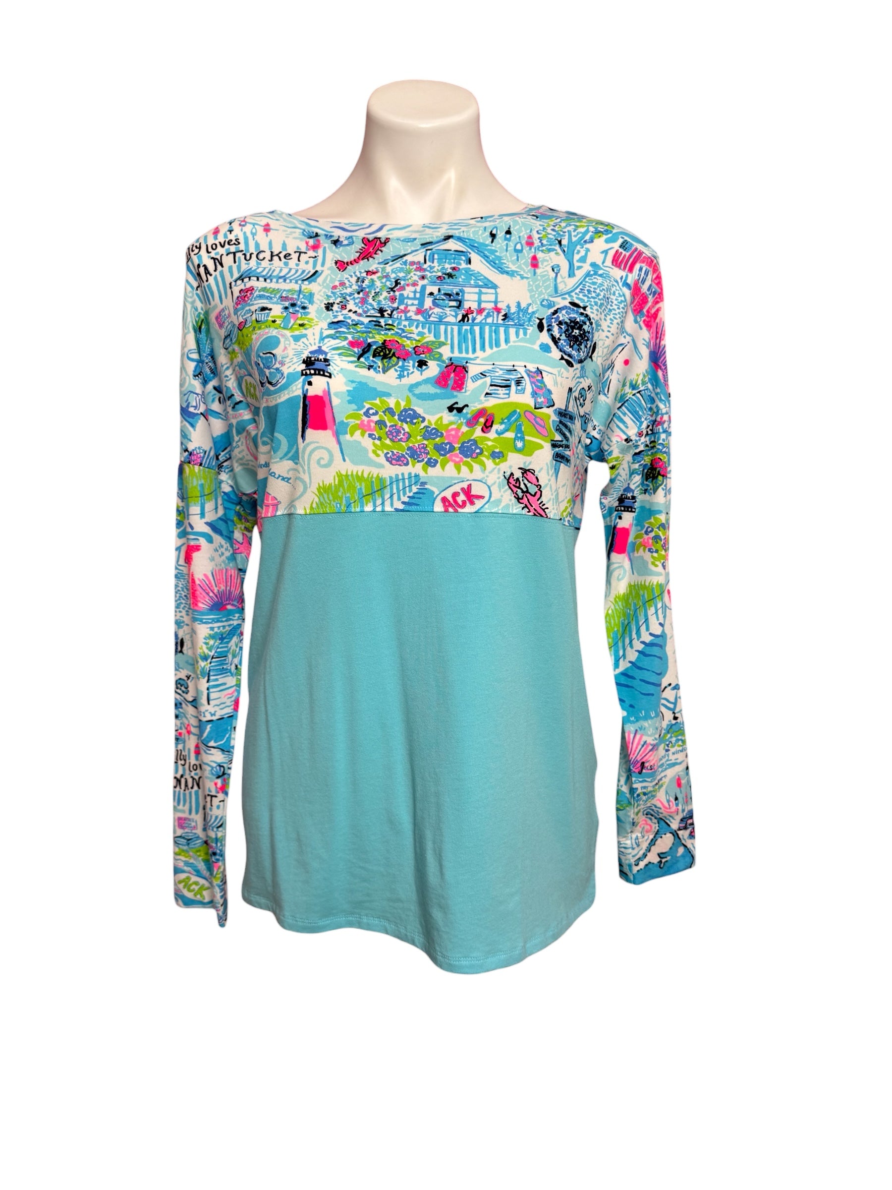 Lilly Pulitzer NWT Finn Top, Whisper Blue- Lilly Loves Nantucket Size S