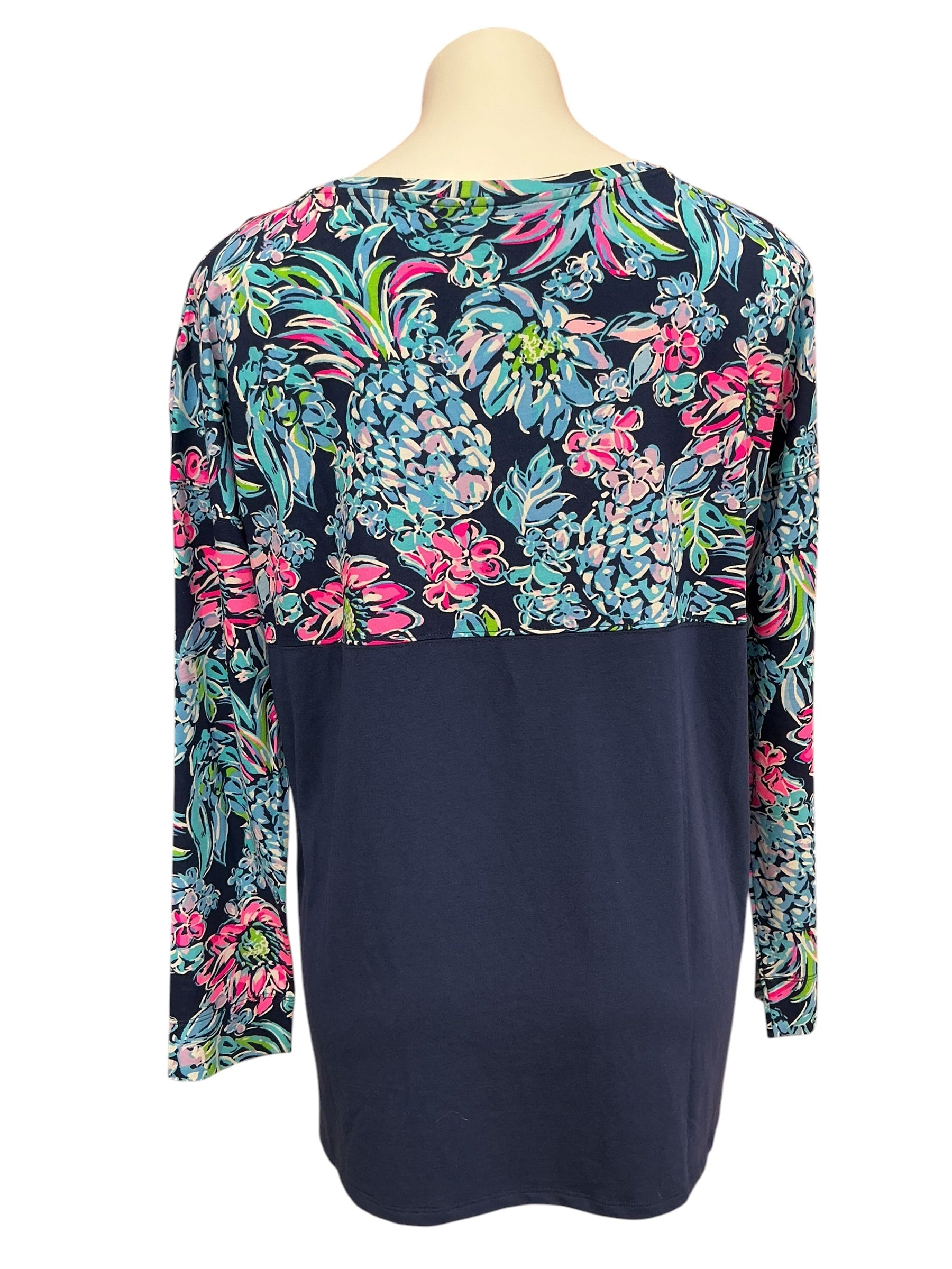Lilly Pulitzer NWT Finn Top High Tide Navy Pineapple Paradise - Size M