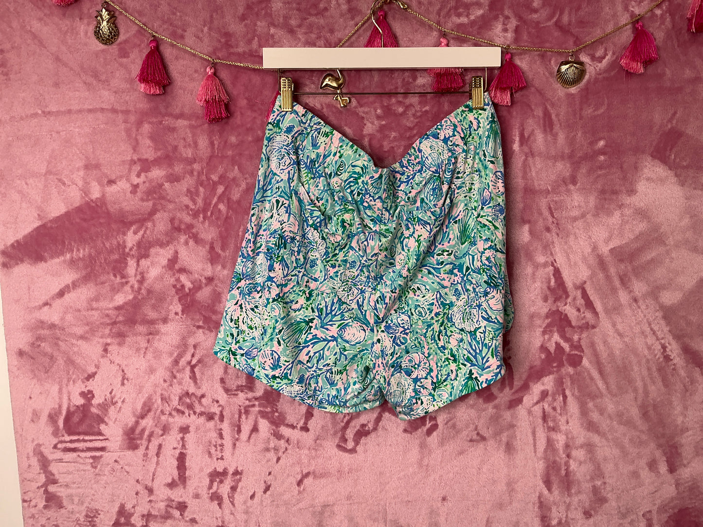 Lilly Pulitzer Short - Size XL