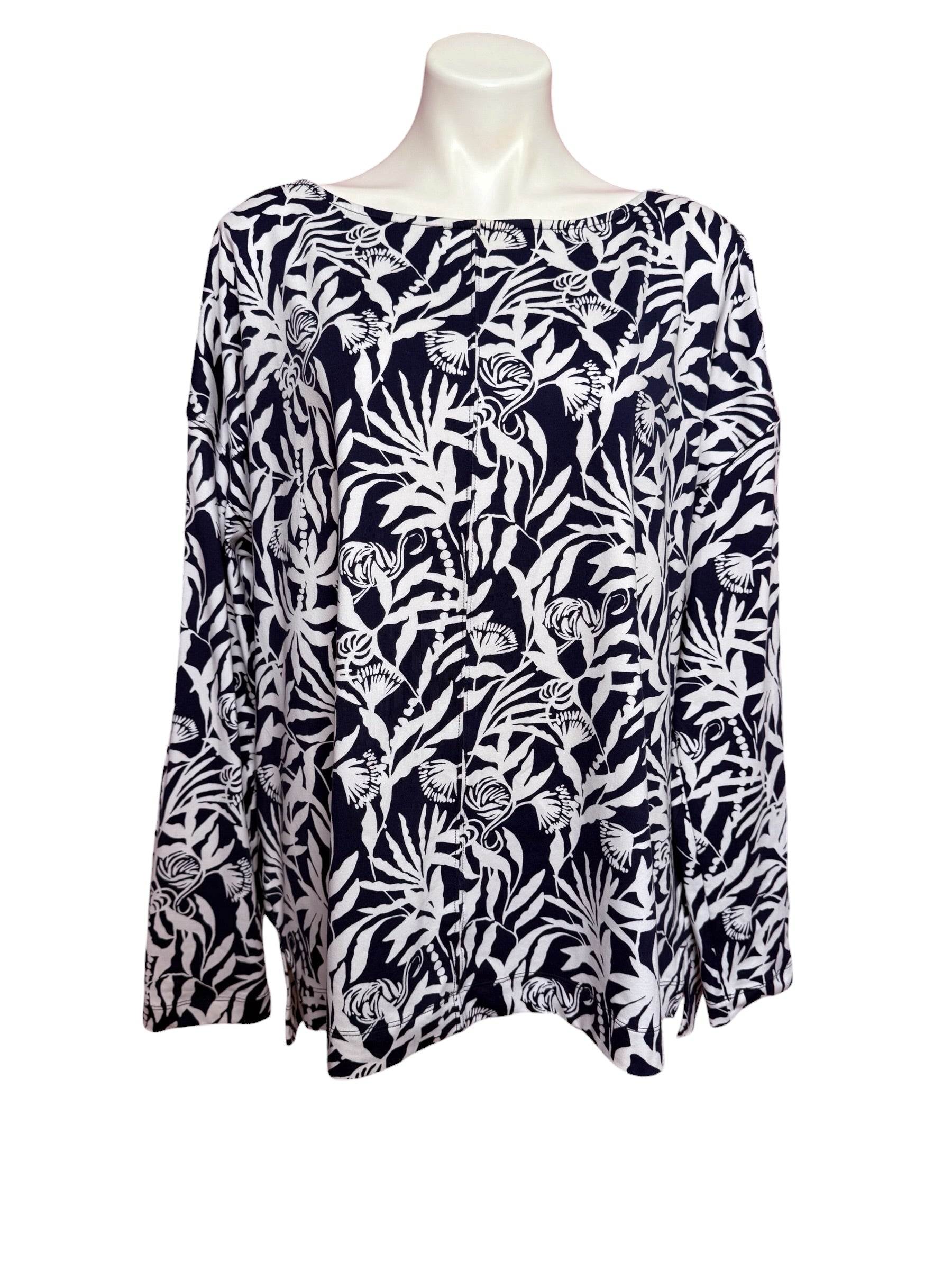 Lilly Pulitzer-  Karessa UPF 50+ Top Low Tide Navy Flocking To Paradise Size XXL