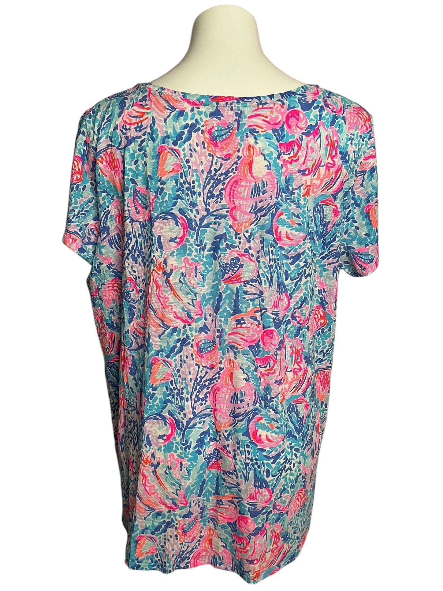 Lilly Pulitzer Etta Scoop Neck Tee Treasure Trove - Size XXL