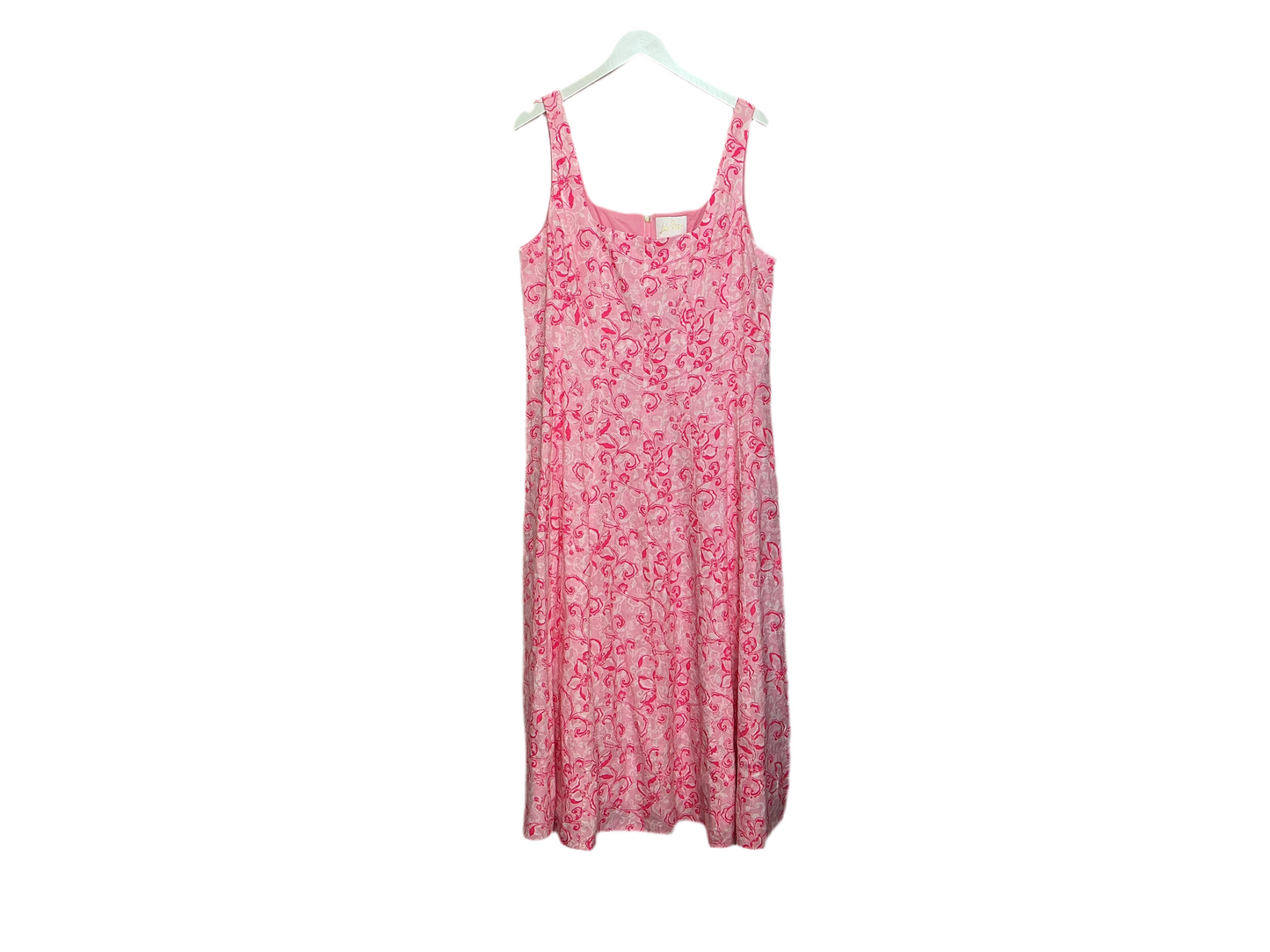 lilly pulitzer calina linen midi dress A Not-So-Basic foundational dress perfect for your summer wardrobe is the Calina Linen Midi Dress in Barton Blue from Lilly! (Wearing 6 here)