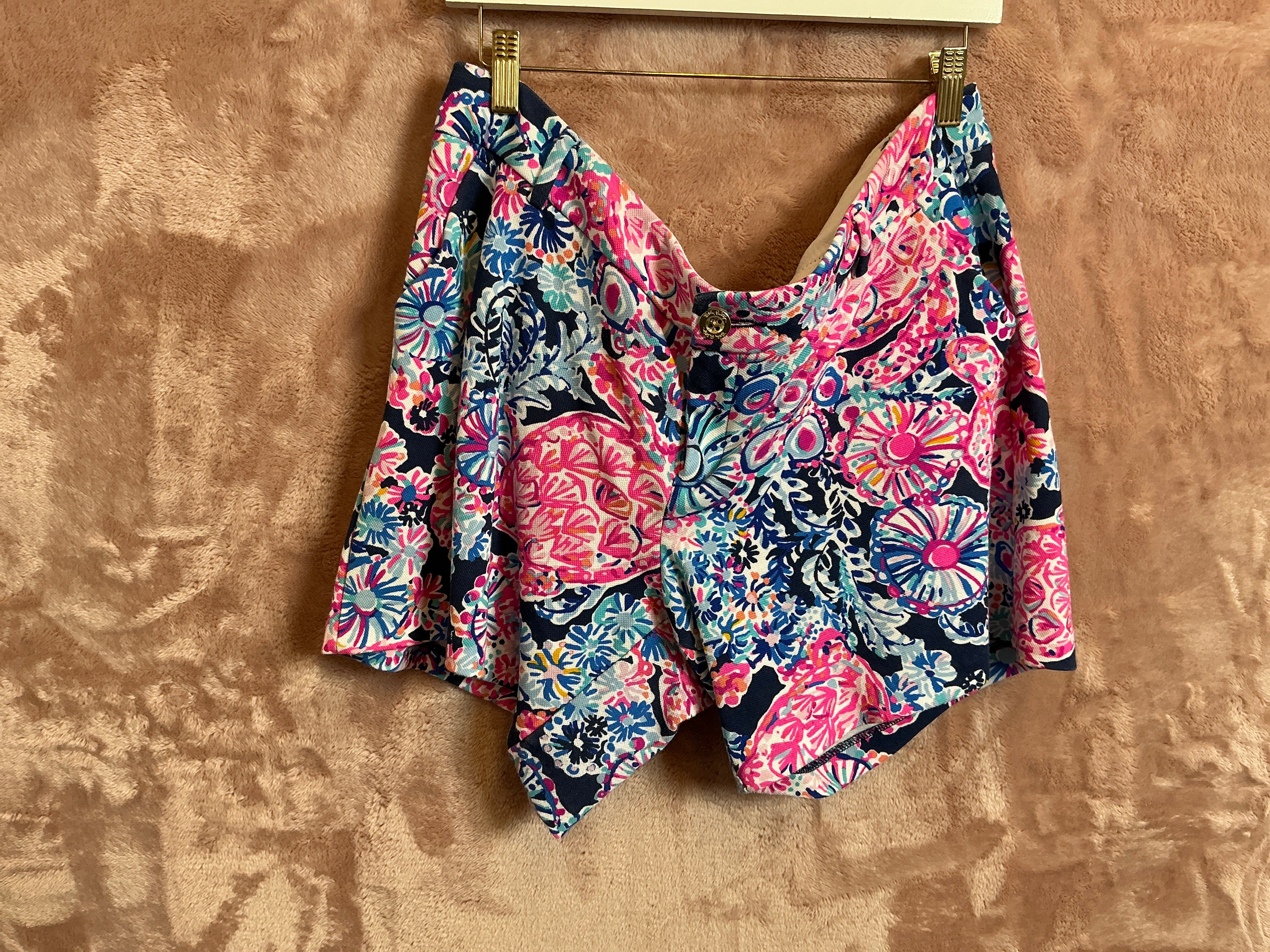 Lilly Pulitzer Short - Size 16