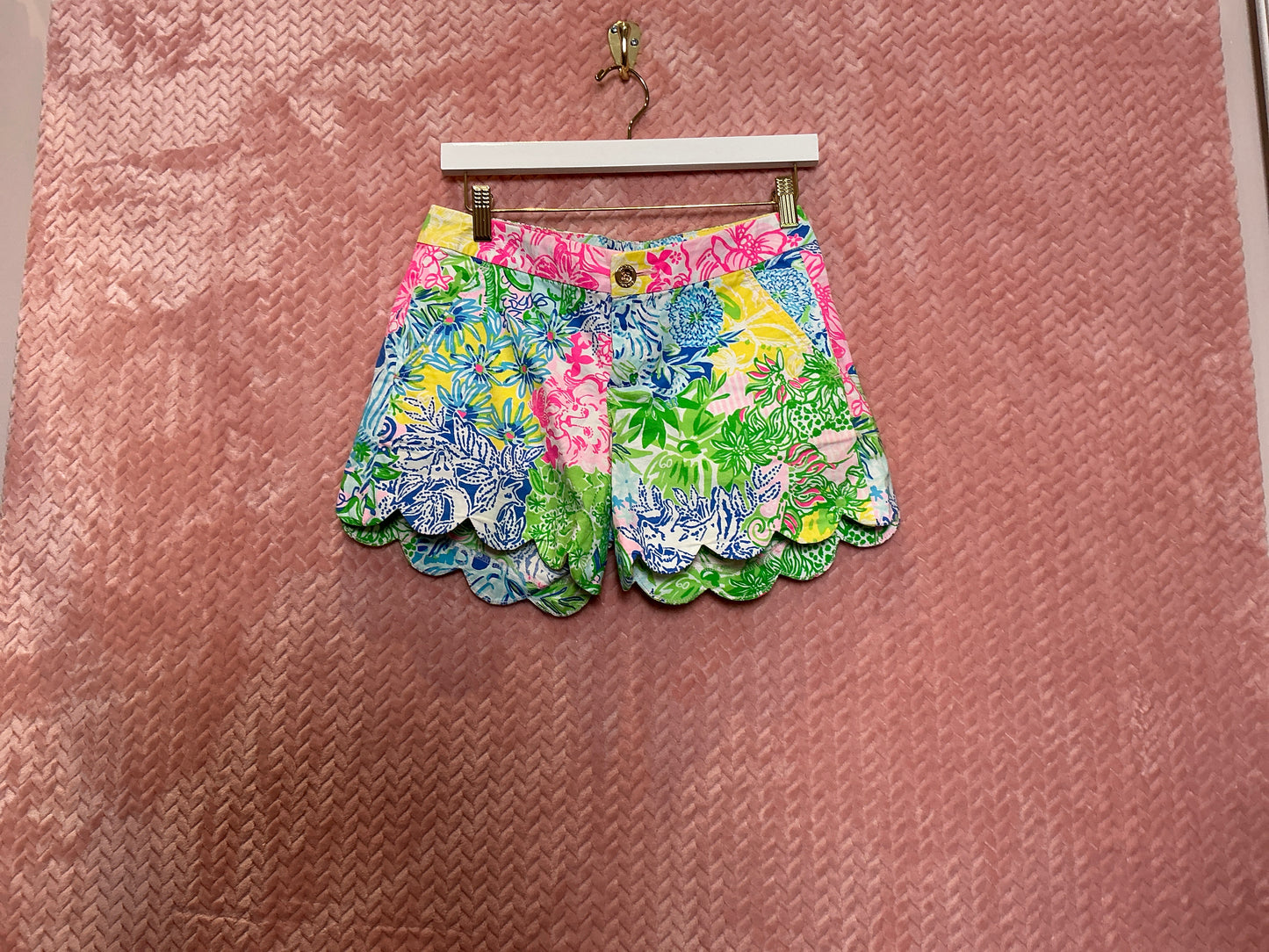 Lilly Pulitzer Short - Size 2