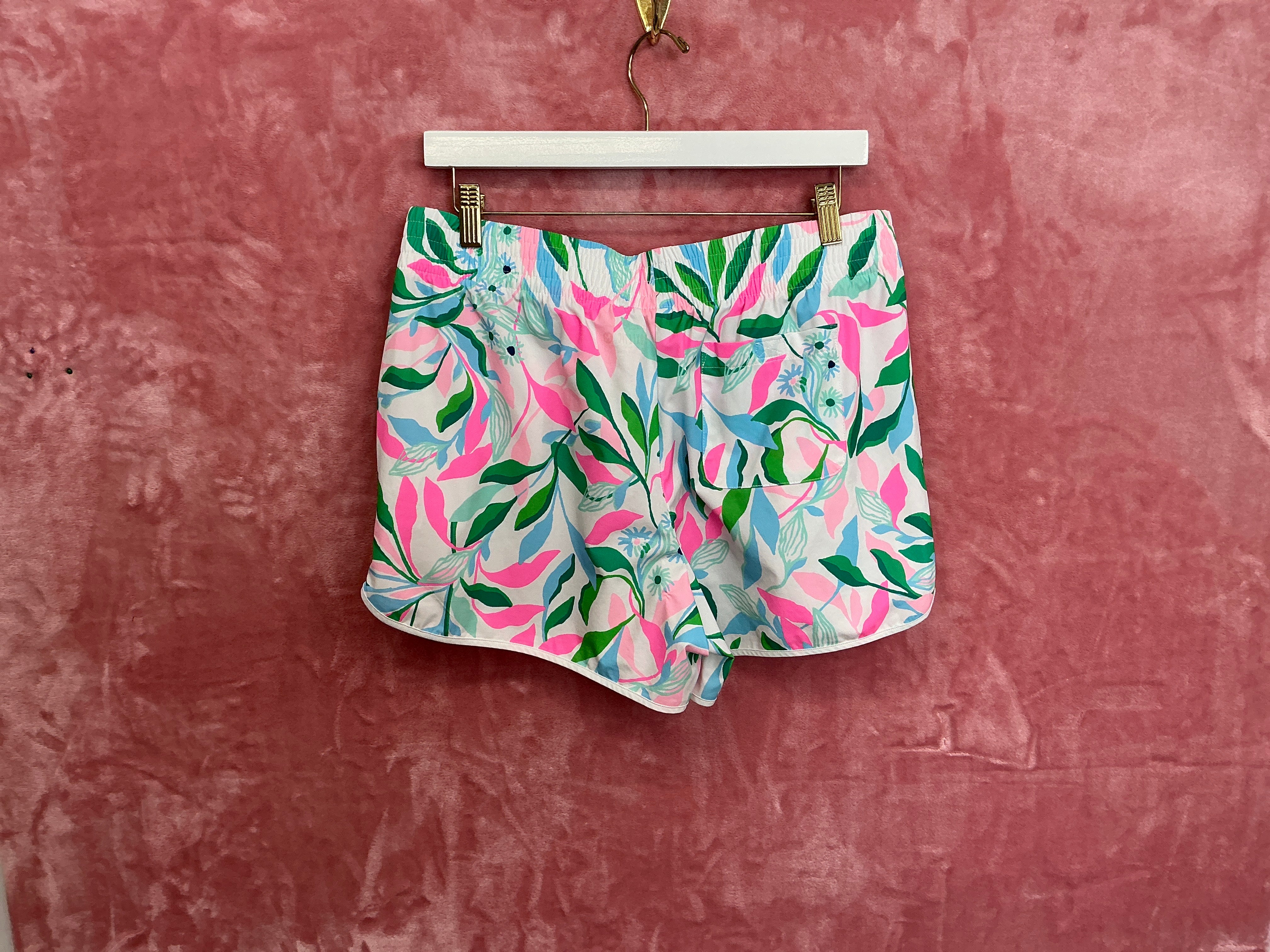 Lilly Pulitzer Short Size M