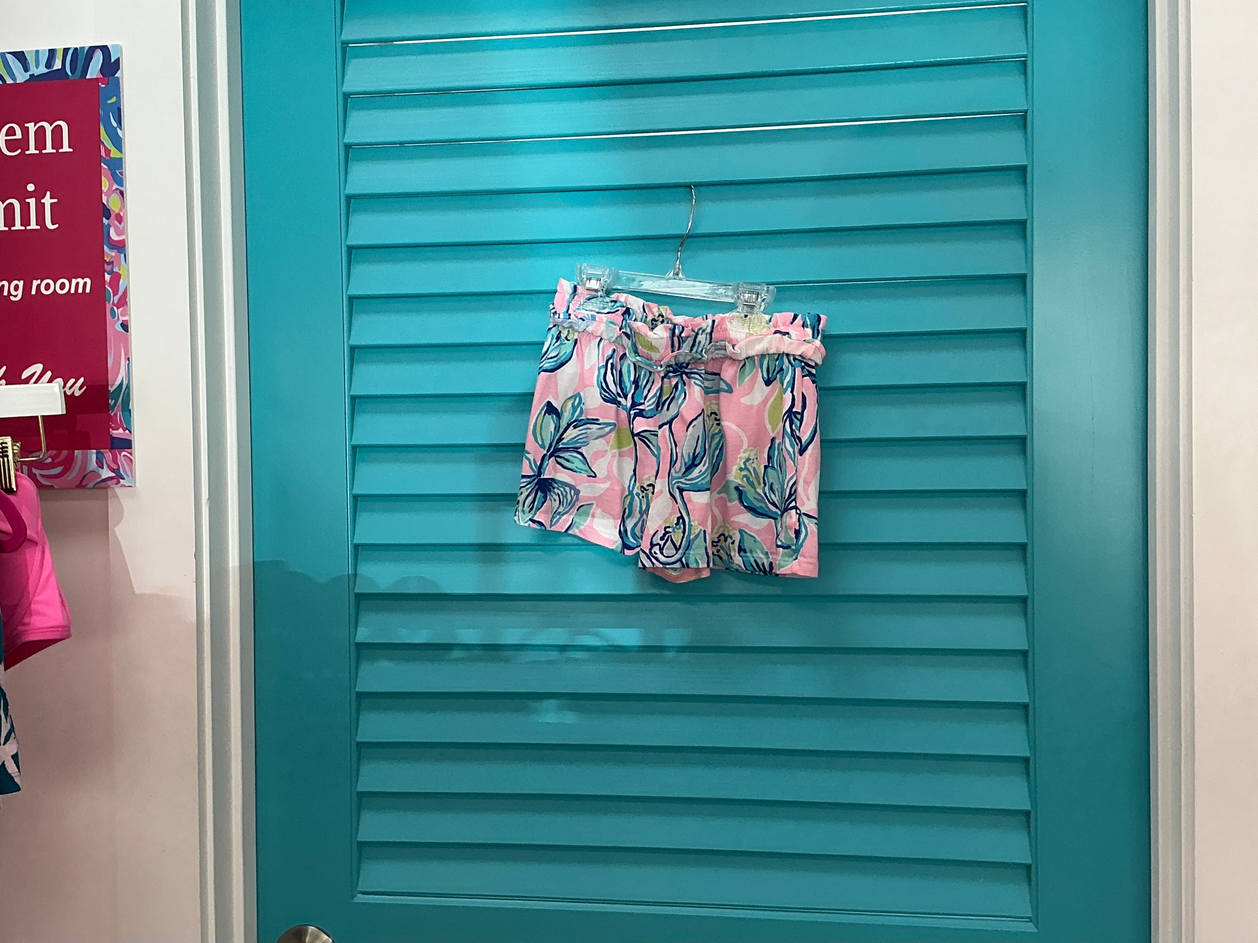 Lilly Pulitzer Kids Short - Size M 6-7