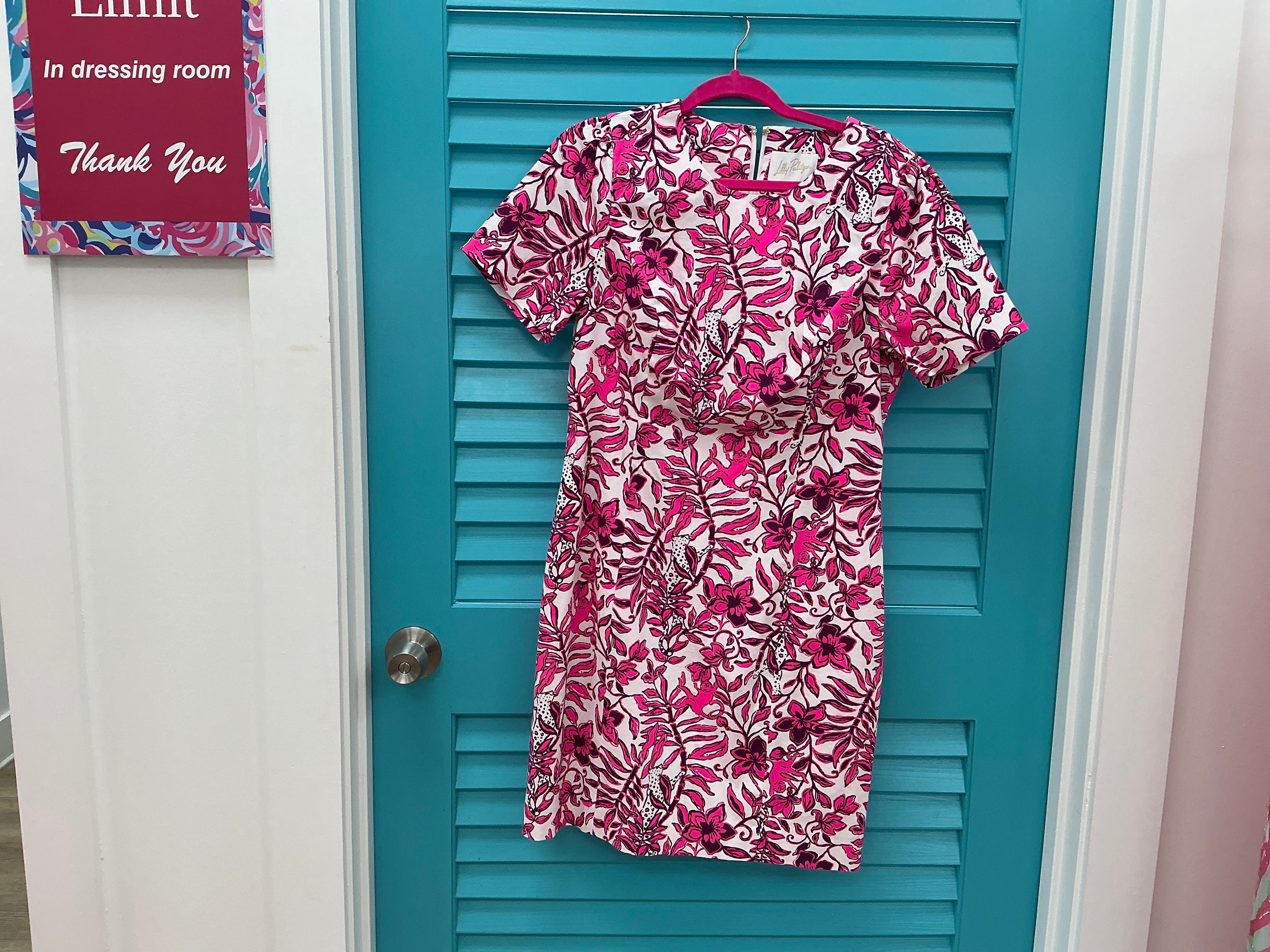 Lilly Pulitzer NWT Mila Short Sleeve Stre Elderflower Blossom Lil Escape Plan - Size 10