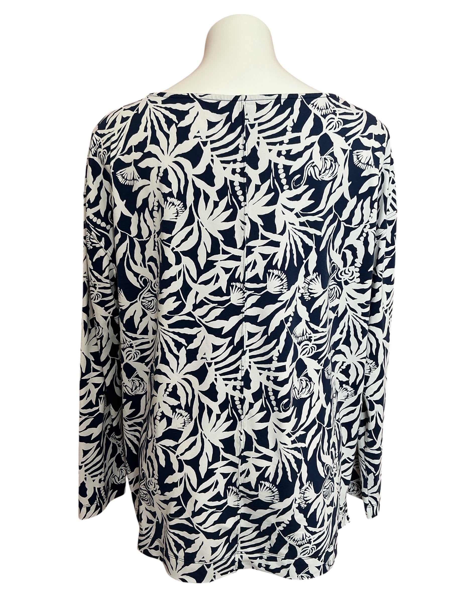 Lilly Pulitzer Karessa Long Sleeve Top Low Tide Navy Flocking To Paradise - Size XL