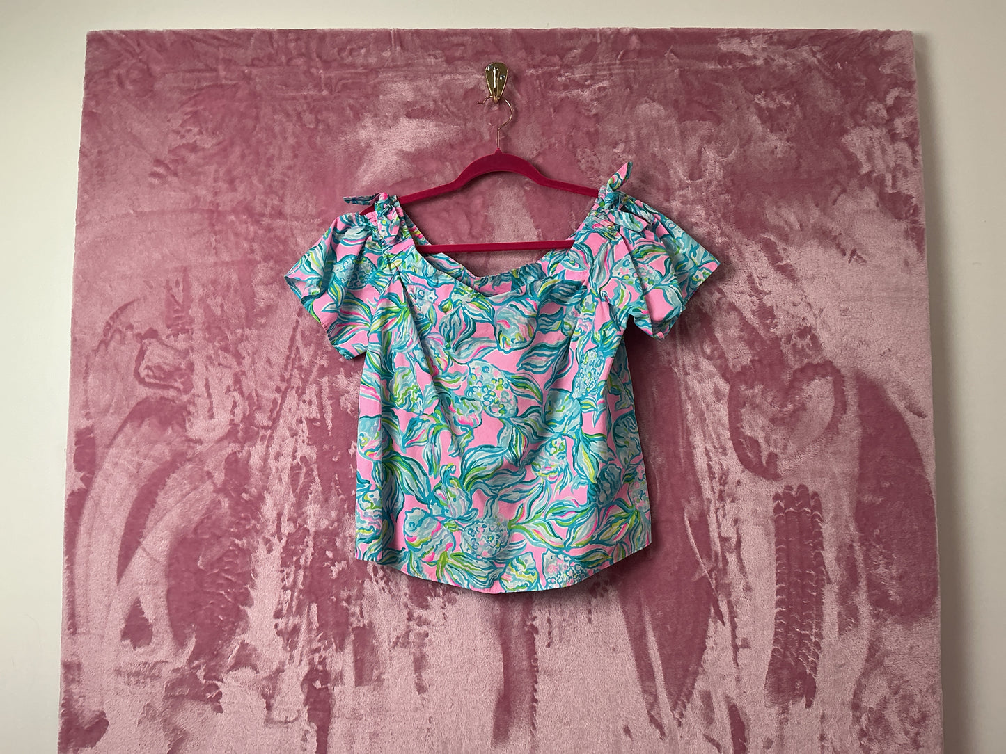 Lilly Pulitzer Short Sleeve Top - Size M