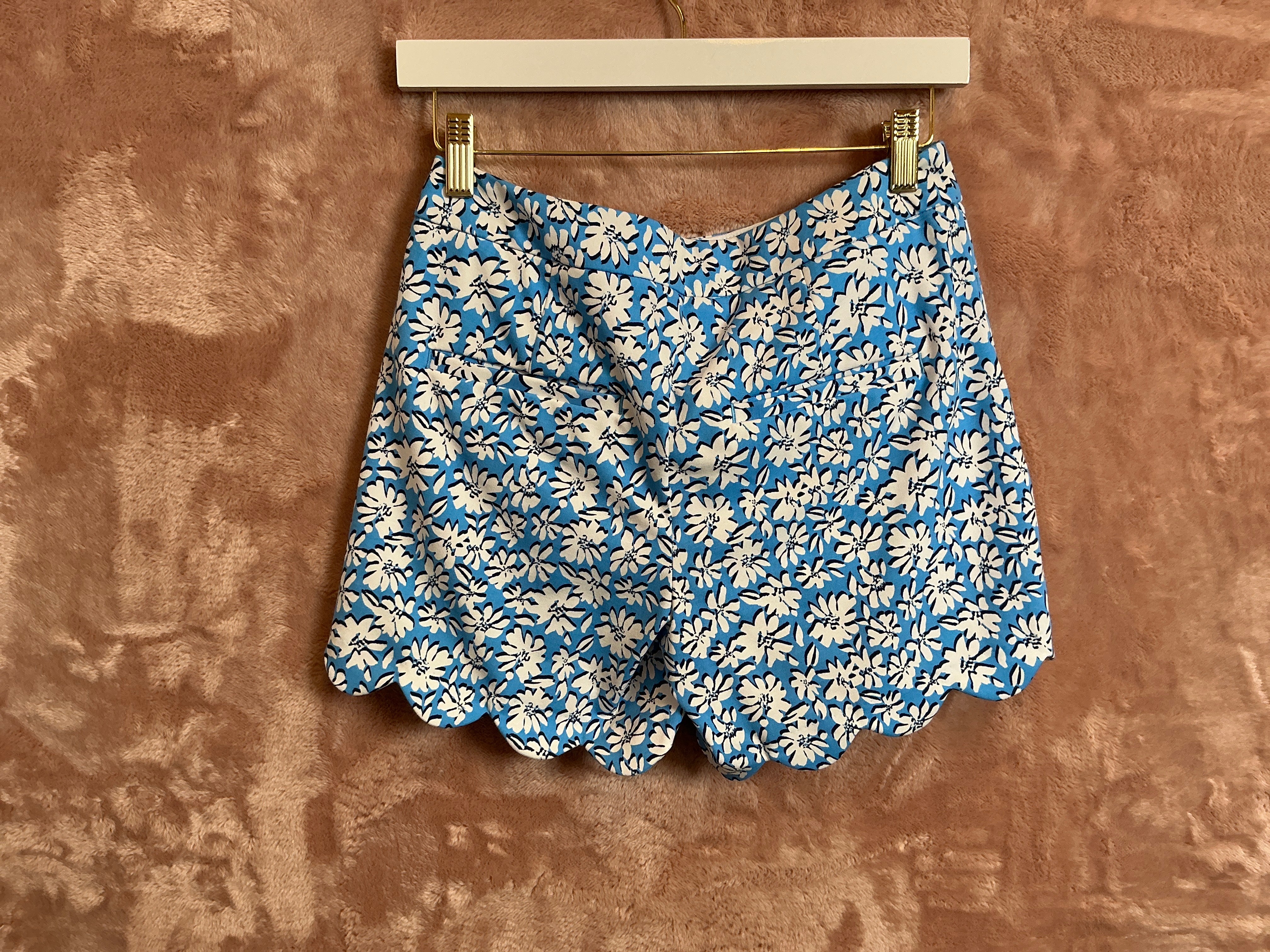 Lilly Pulitzer Short NWT - Buttercup Midi Rise Short - Lunar Blue - Palm Beach Petals - Size 2