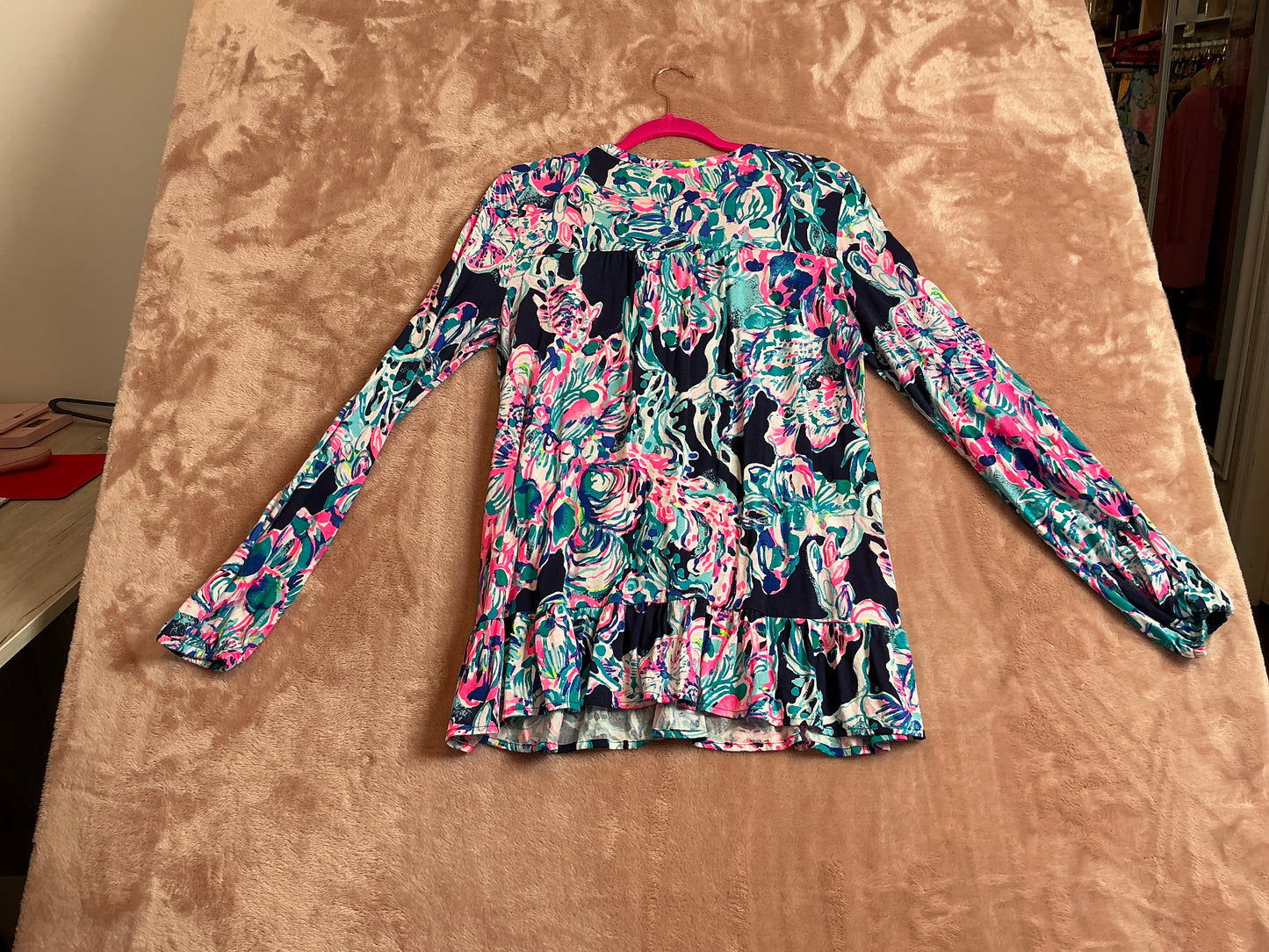 Lilly Pulitzer Long Sleeve Top - Size M
